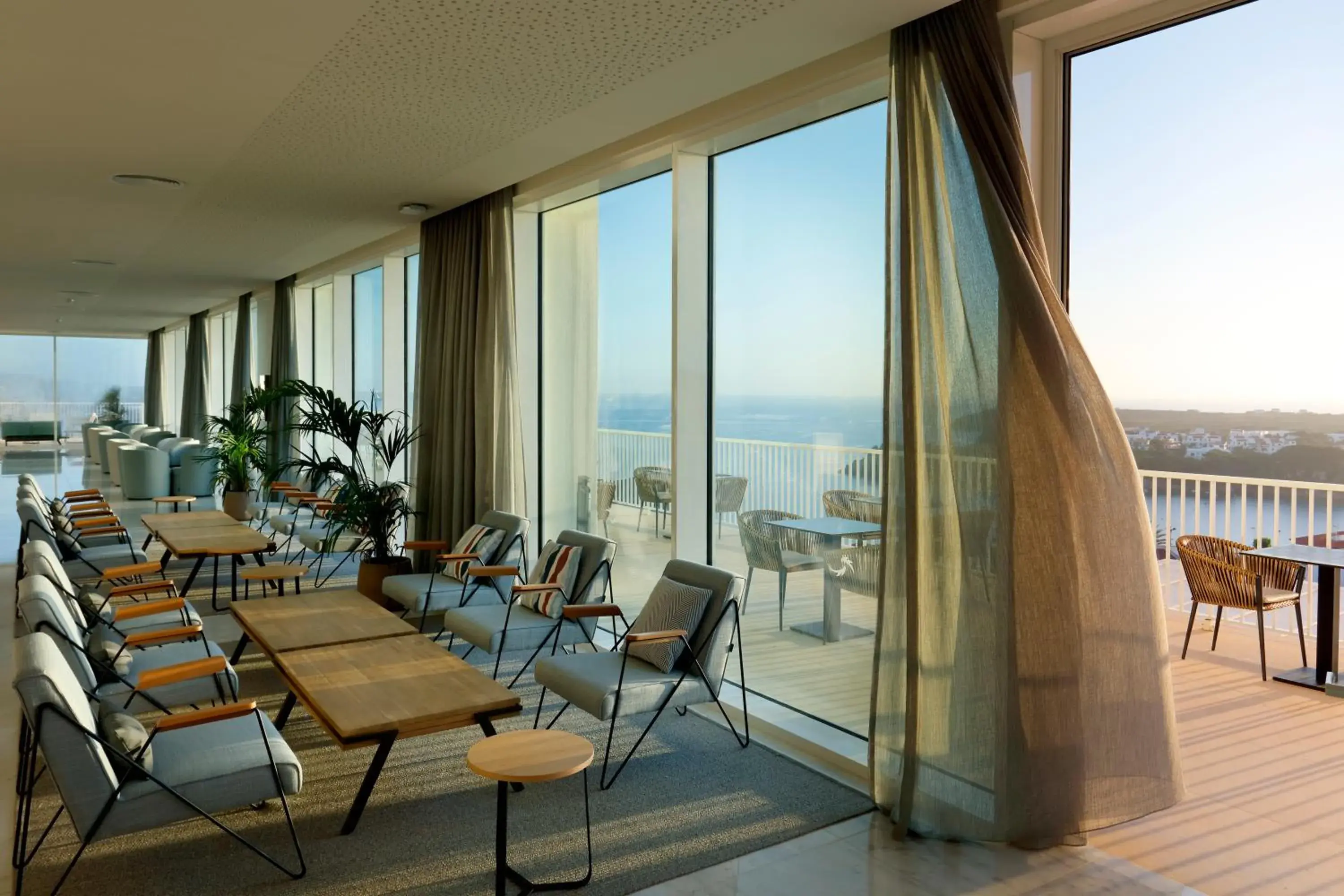 Lounge or bar in Palladium Hotel Menorca Lounge or bar in Palladium Hotel Menorca