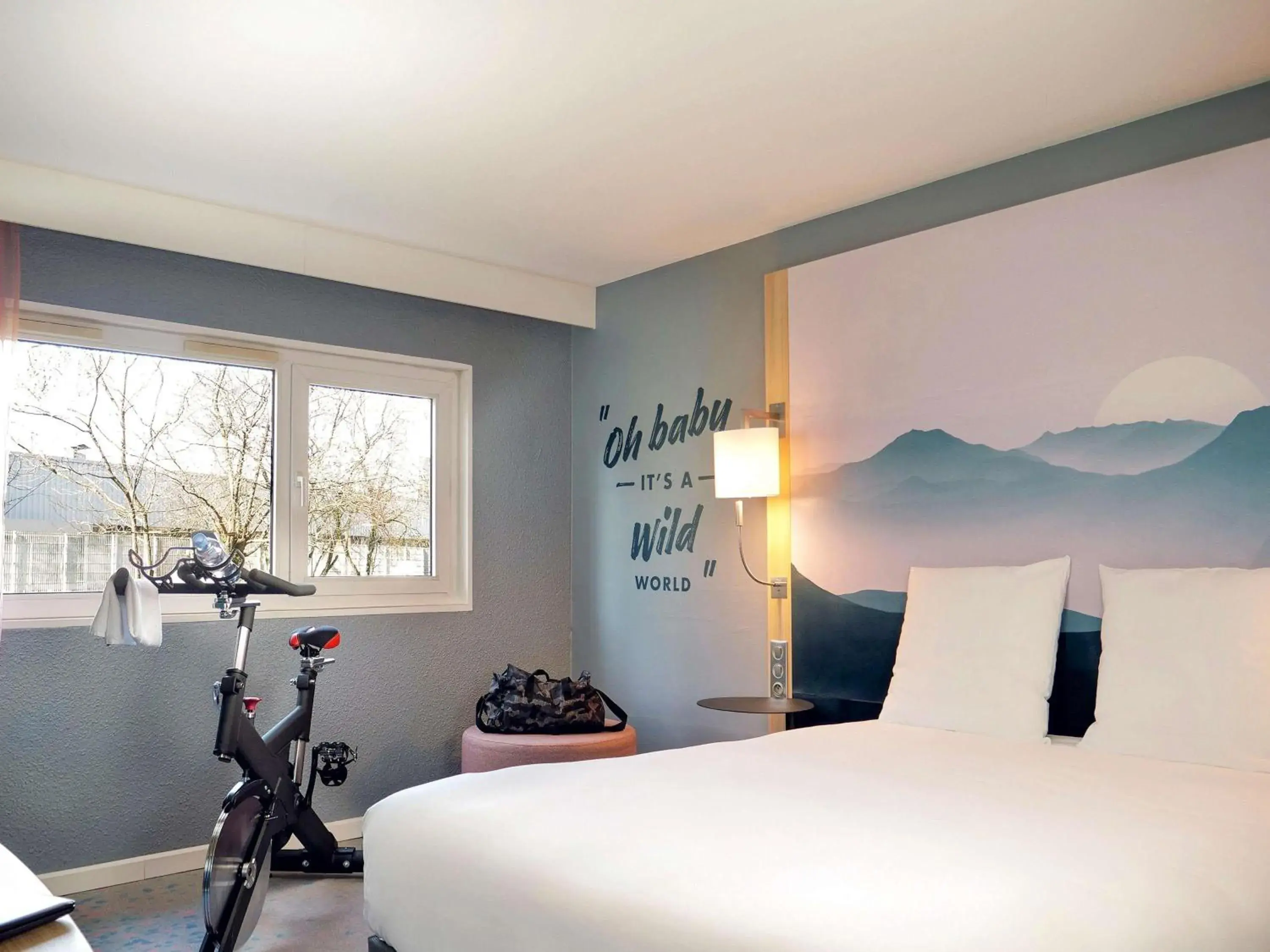 Bedroom in Mercure Annemasse Porte De Genève Bedroom in Mercure Annemasse Porte De Genève