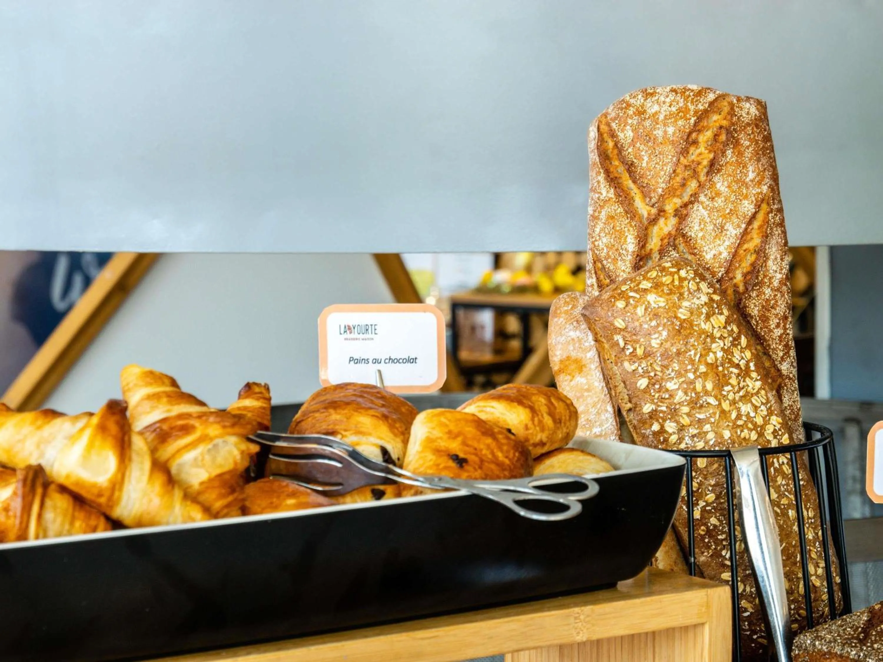 Restaurant/places to eat in Mercure Annemasse Porte De Genève