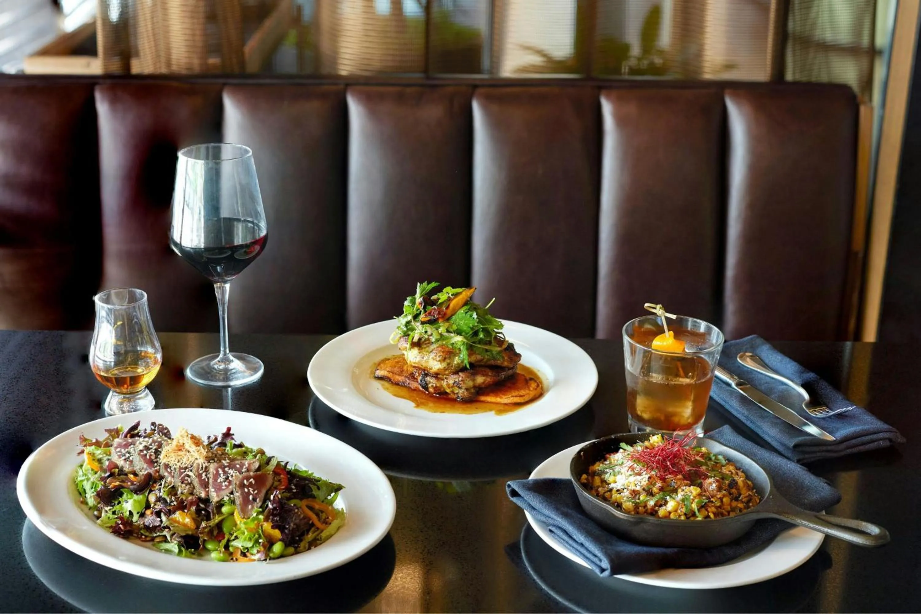 Restaurant/places to eat in The Otis Hotel Austin, Autograph Collection