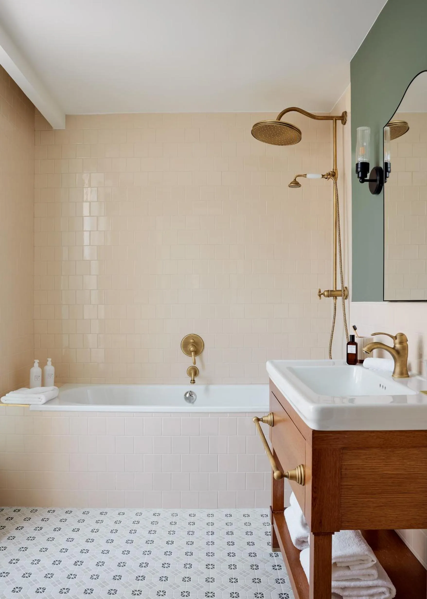 Bathroom in Hôtel Noucha