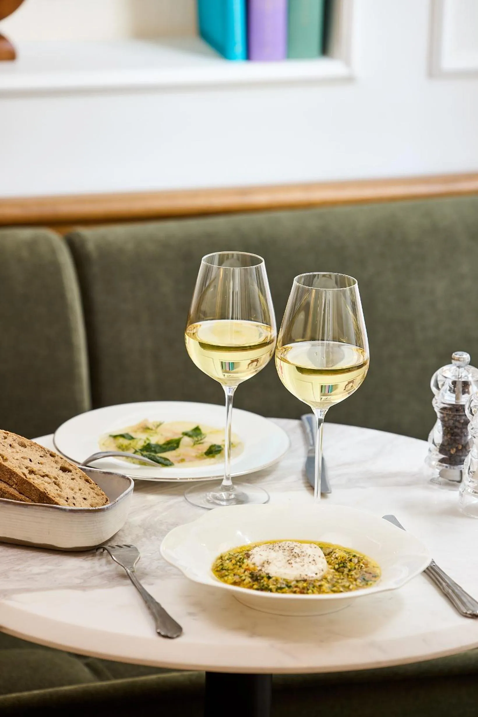 Restaurant/places to eat in Hôtel Noucha