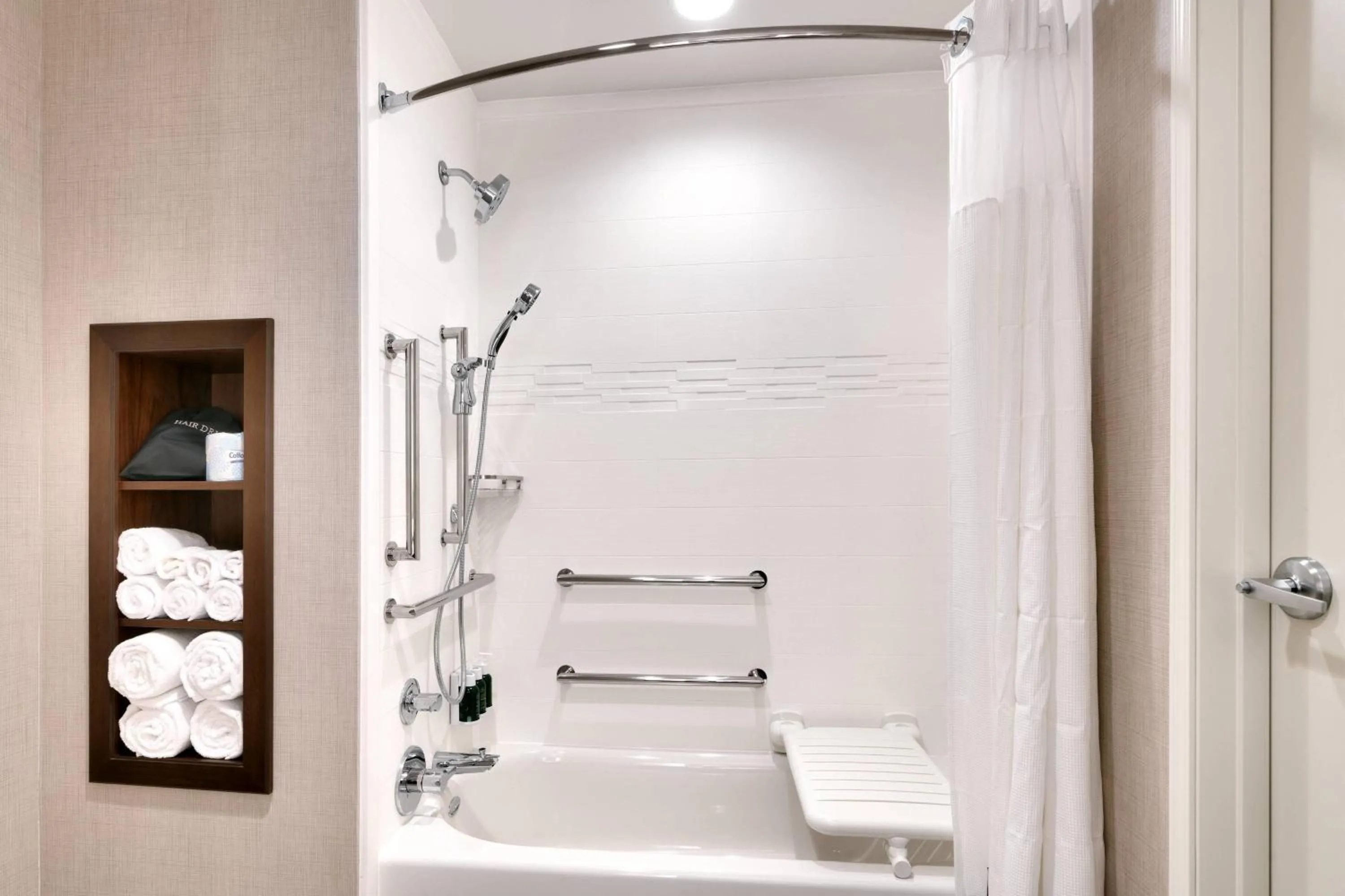 Bathroom in Residence Inn by Marriott Phoenix West/Avondale