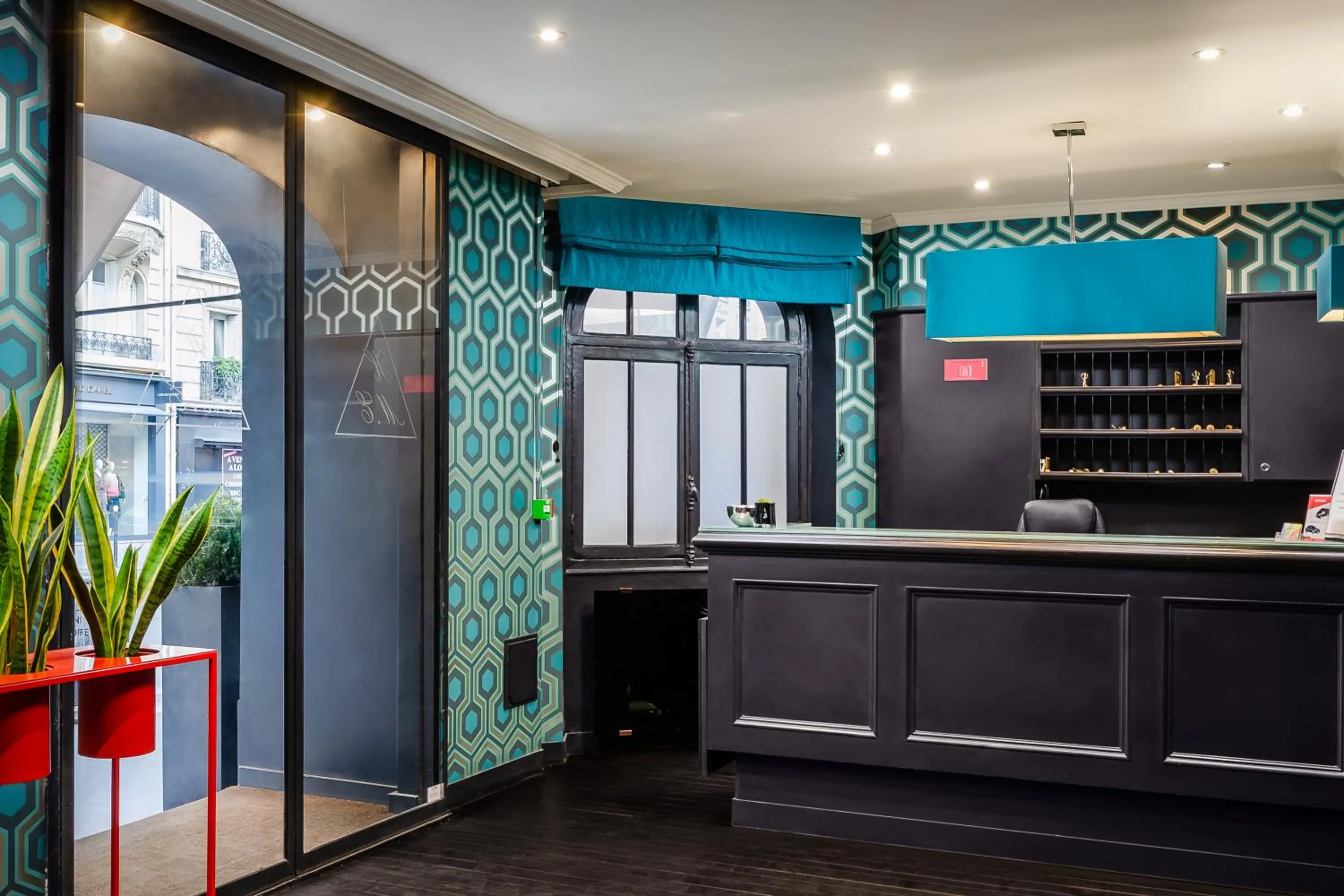 Lobby or reception in Monceau Elysées