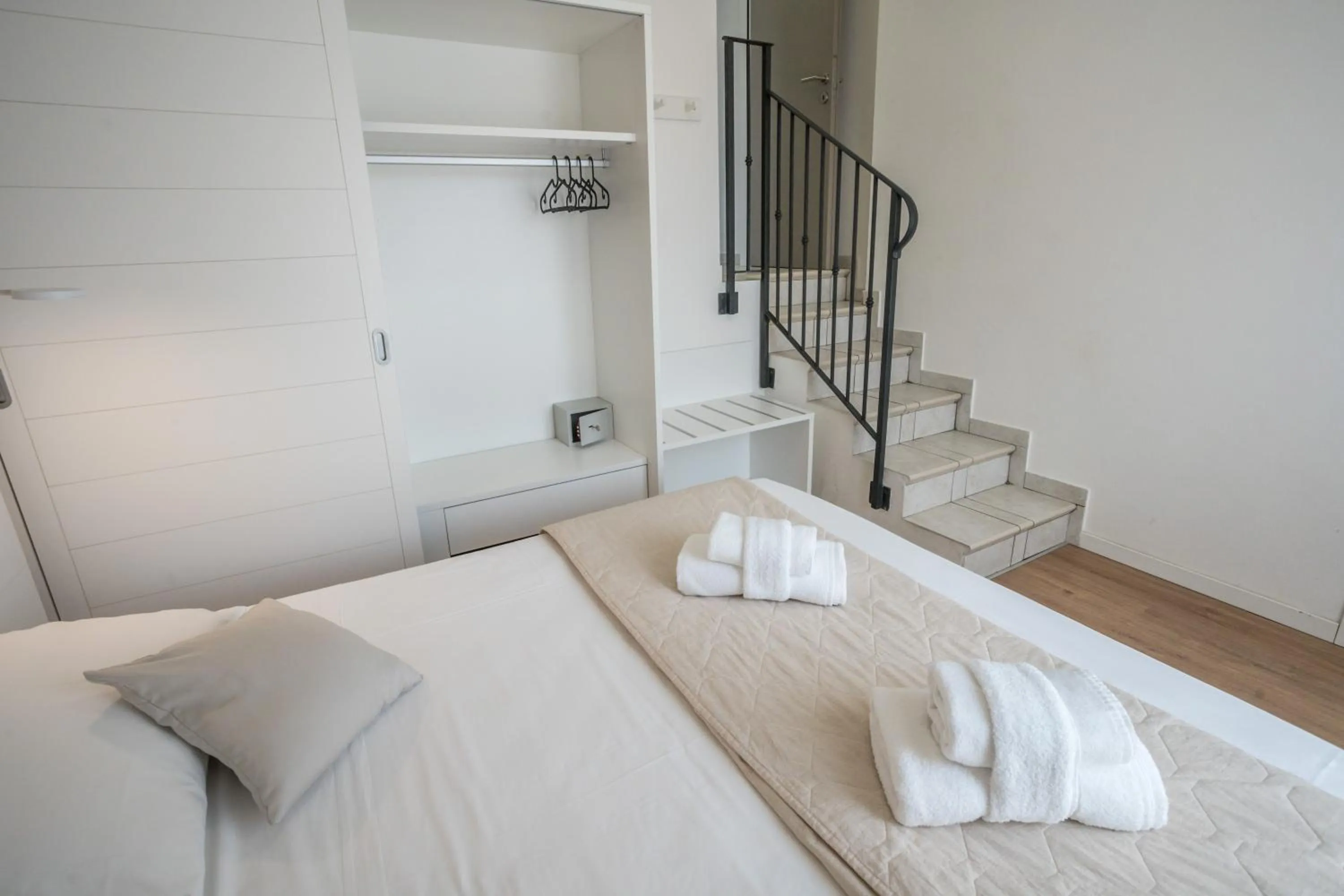 Bedroom, Bed in Rimini Bay Suites&Residence