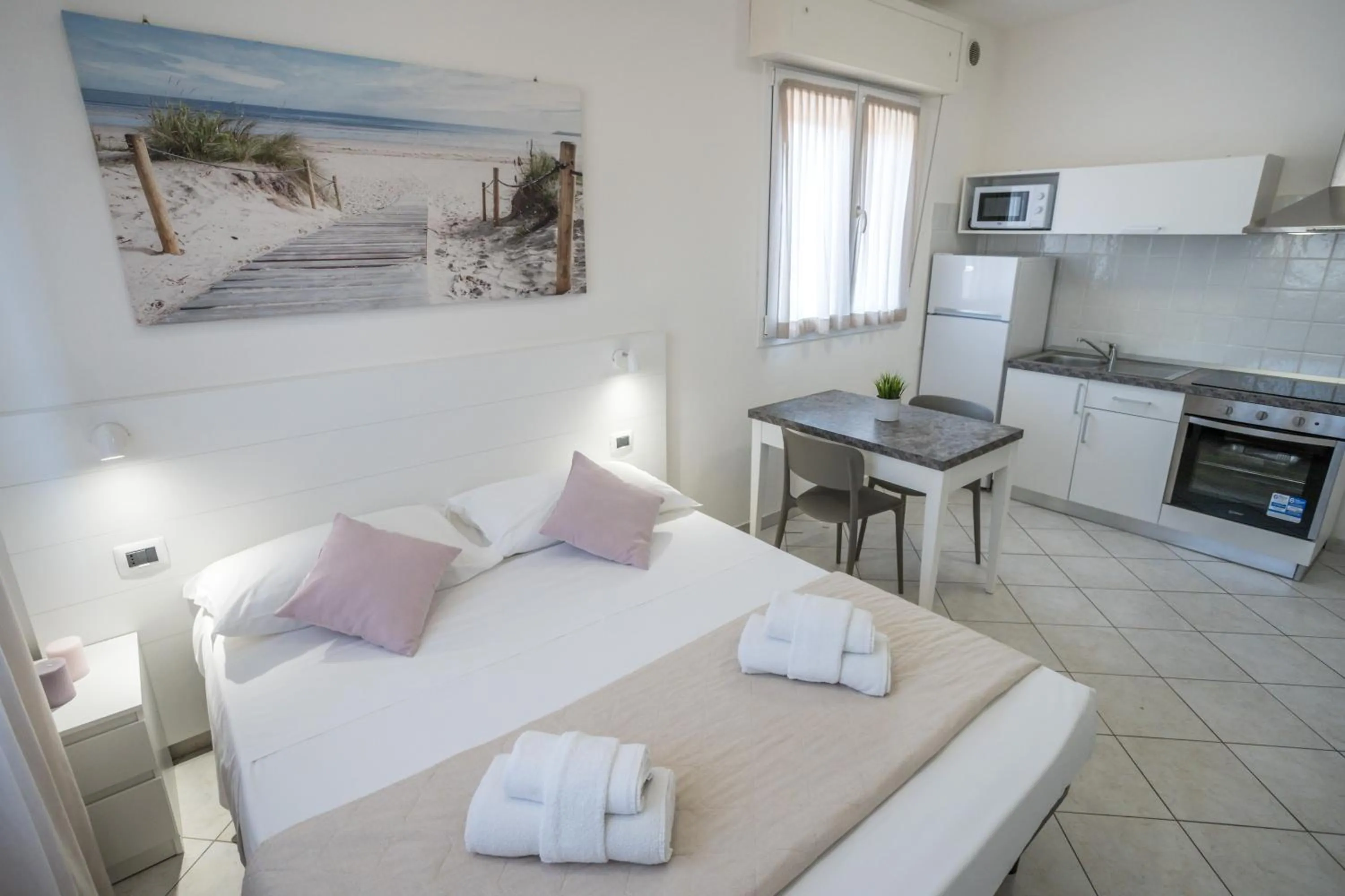 Bed in Rimini Bay Suites&Residence