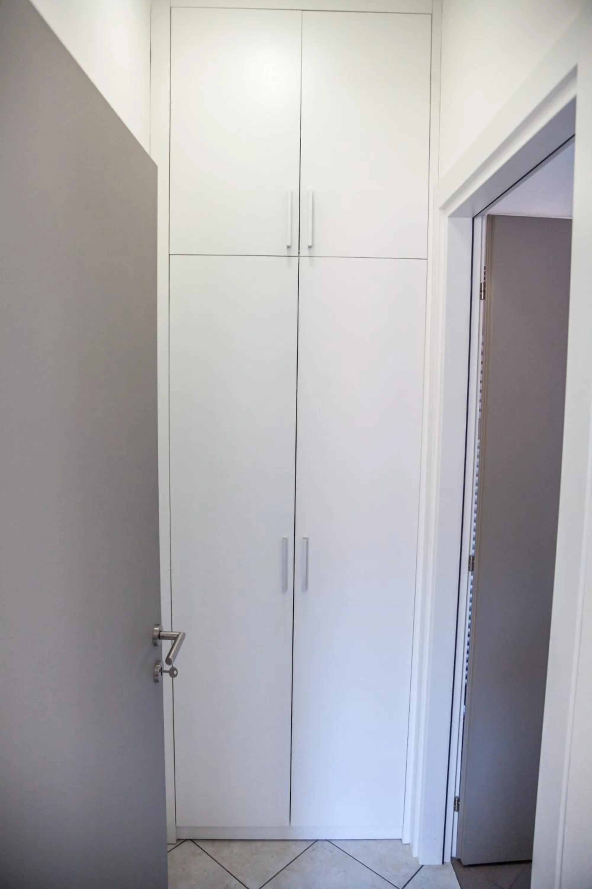 wardrobe in Rimini Bay Suites&Residence