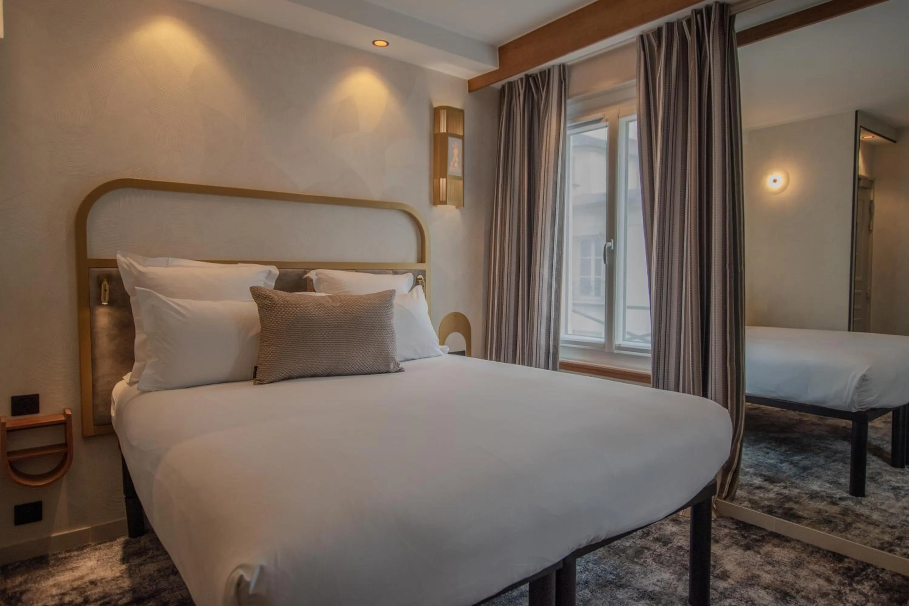 Bed in Hotel Du Cadran