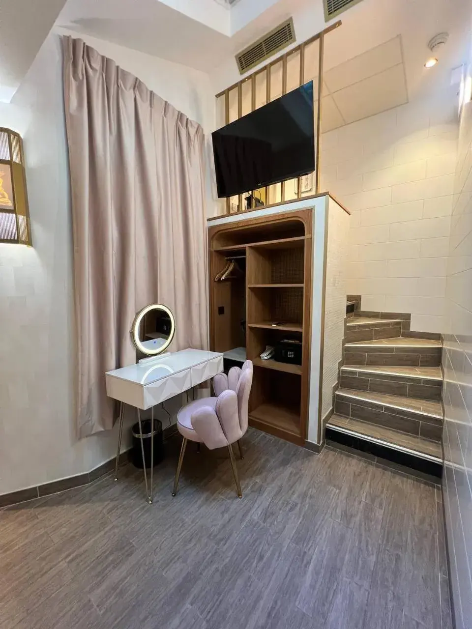 Family Room with Terrace in Hotel Du Cadran Family Room with Terrace in Hotel Du Cadran