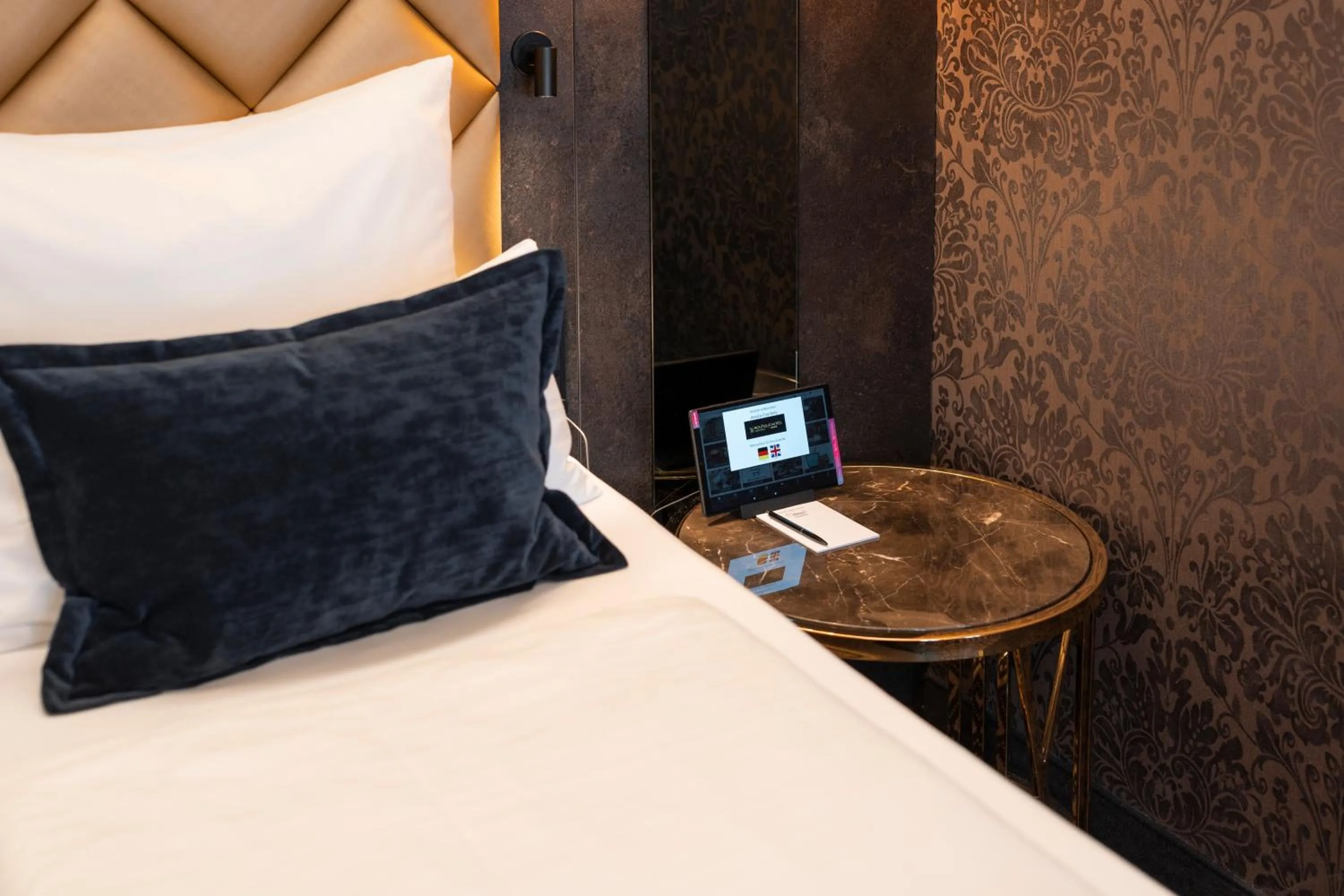 Photo of the whole room, Bed in Boutique Hotel Germania