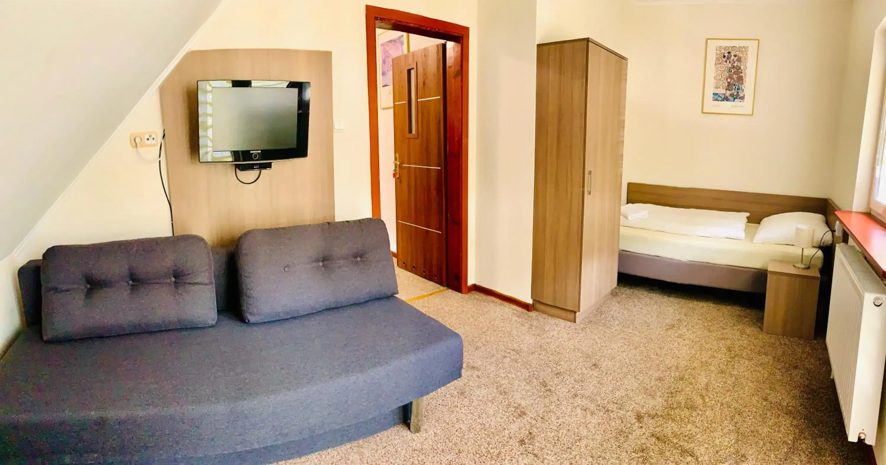 Single Room with Bathroom in Gościniec Skwierzyna Single Room with Bathroom in Gościniec Skwierzyna