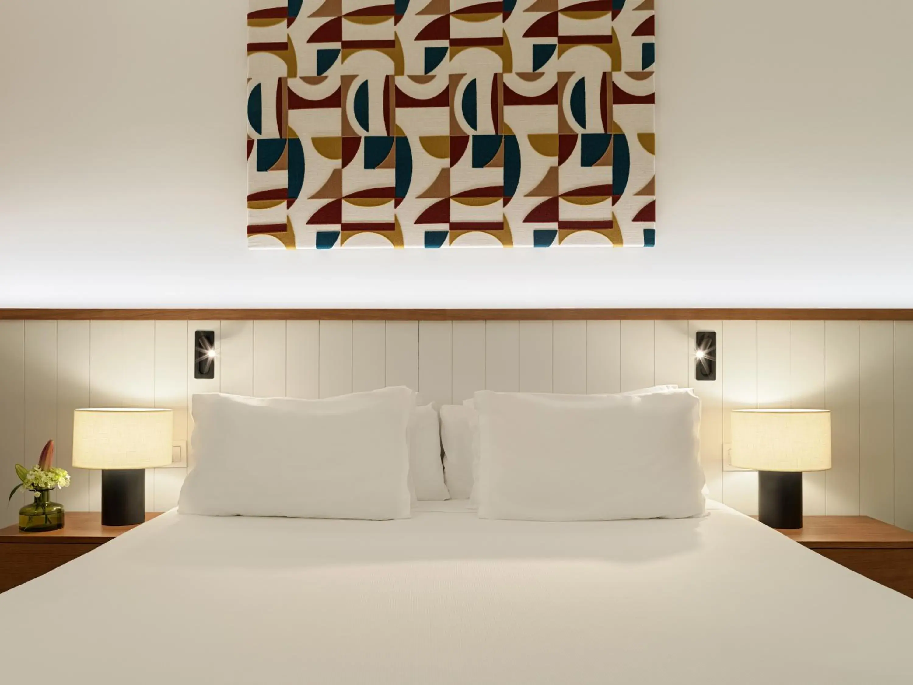 Bedroom, Bed in H10 Urquinaona Plaza Bedroom, Bed in H10 Urquinaona Plaza