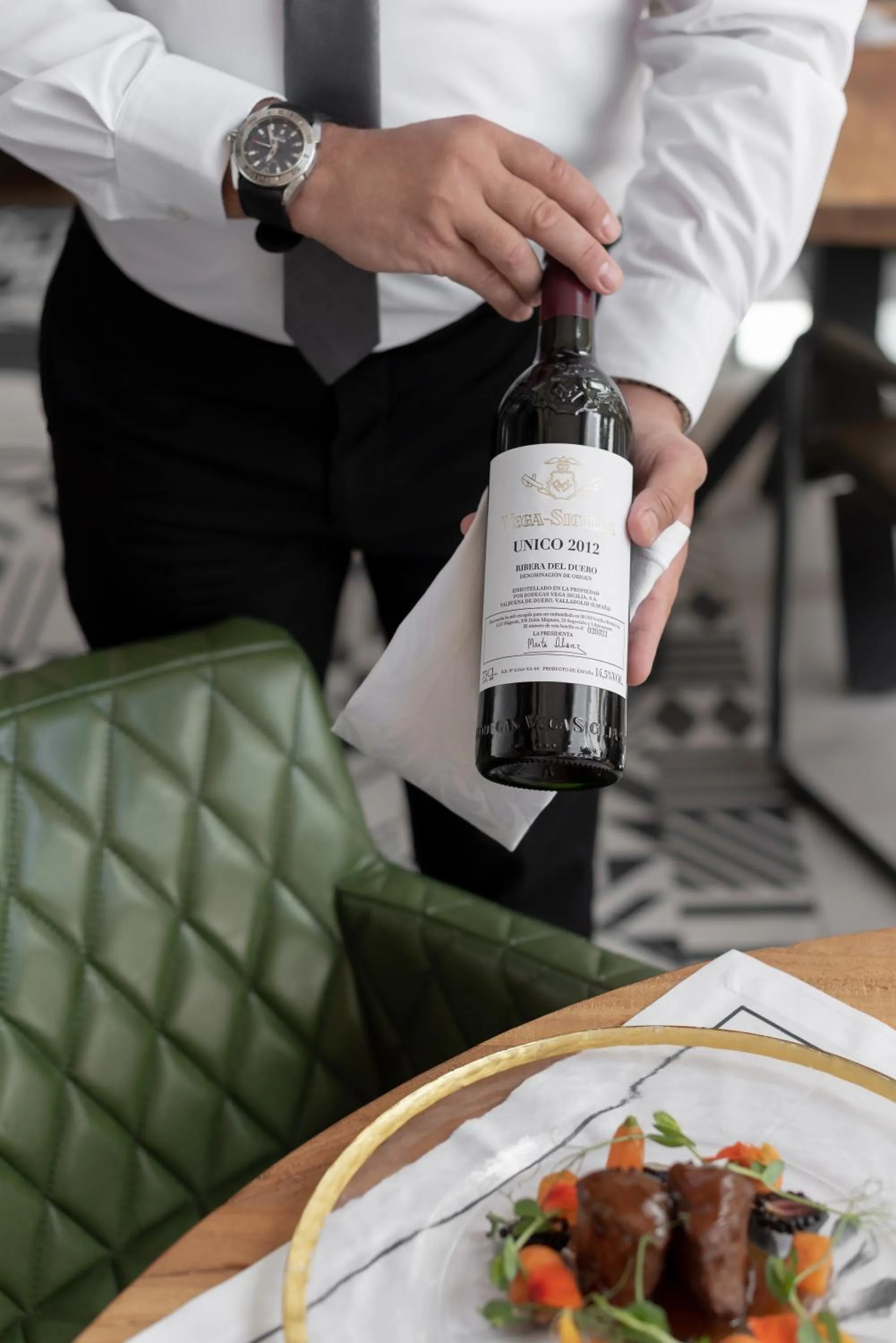 Restaurant/places to eat in Royal River, Luxury Hotel - Adults Only