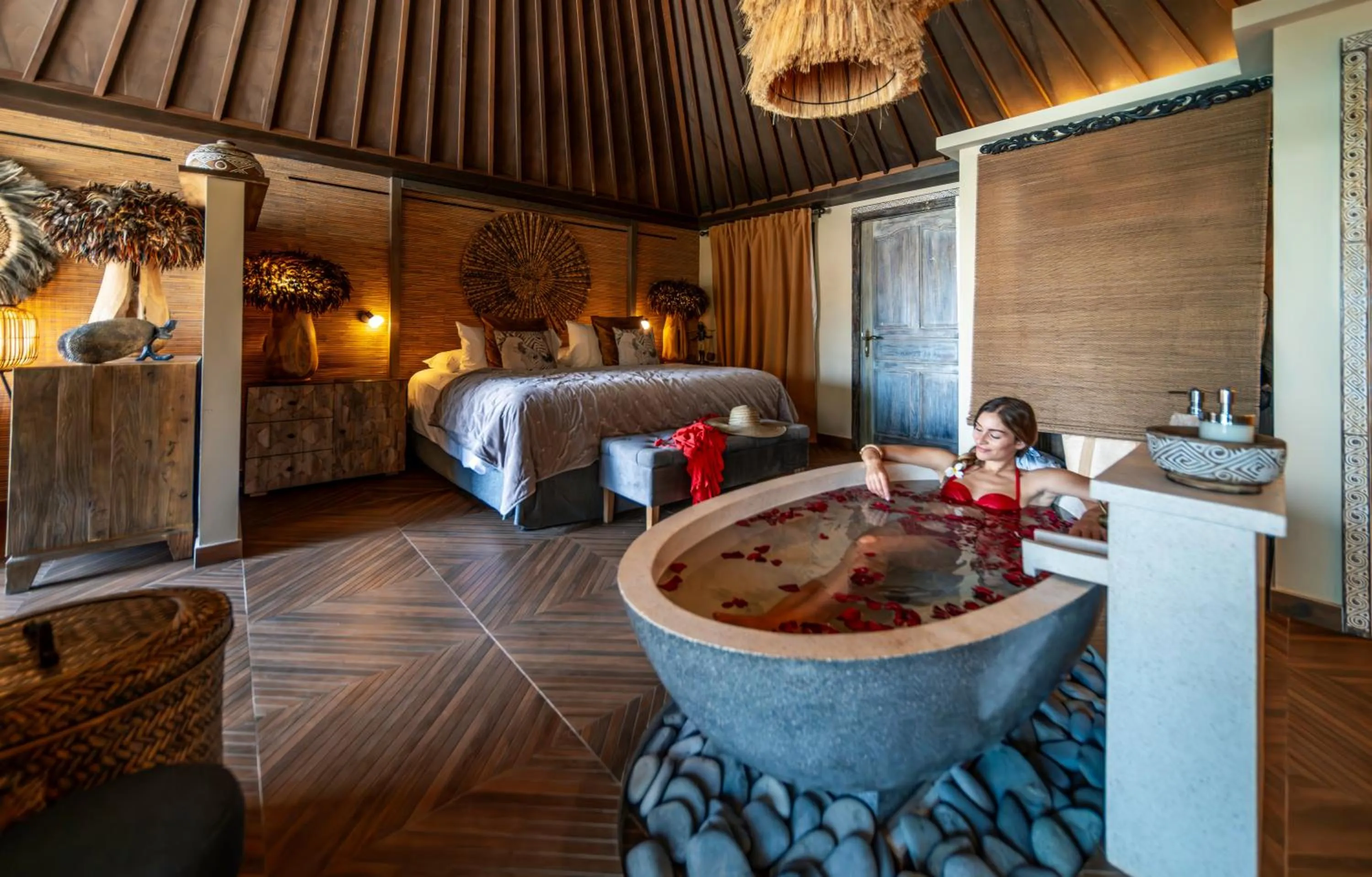 View (from property/room), Bed in Royal River, Luxury Hotel - Adults Only