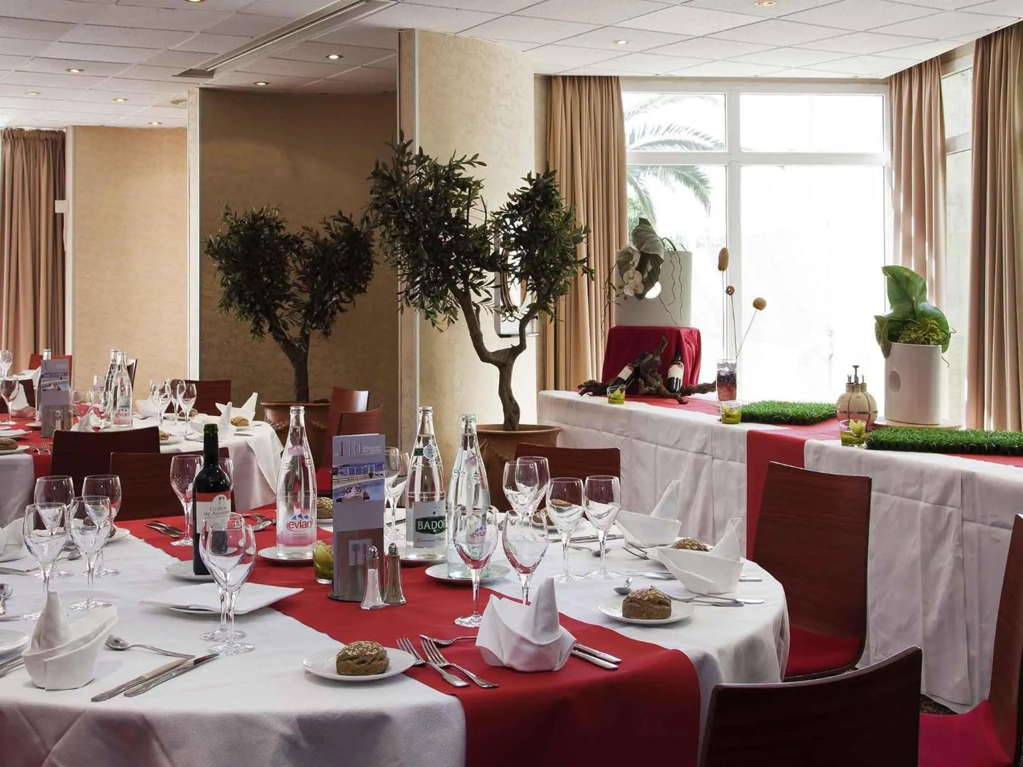 Meeting/conference room in Mercure Port La Grande Motte