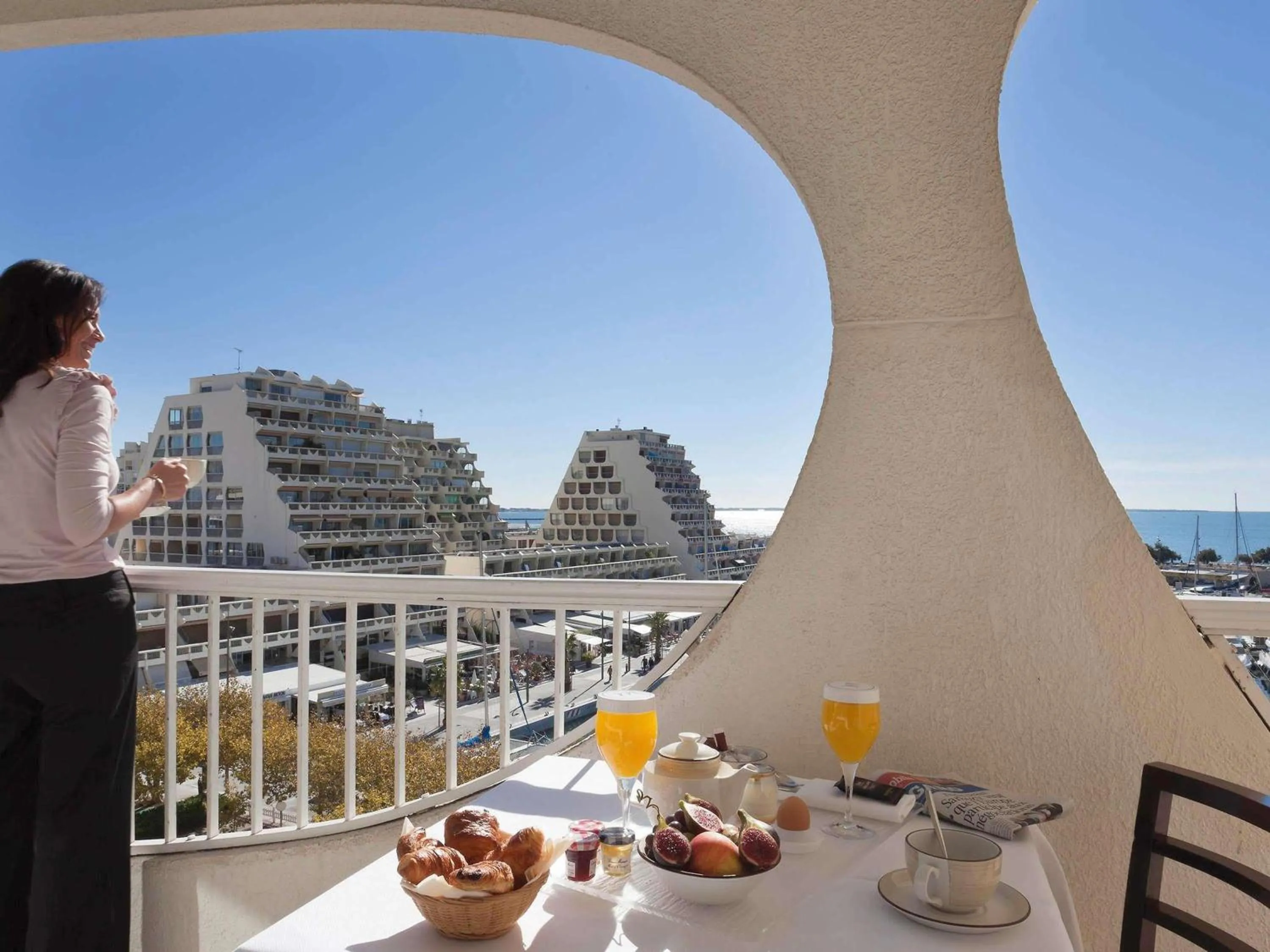 Property building in Mercure Port La Grande Motte