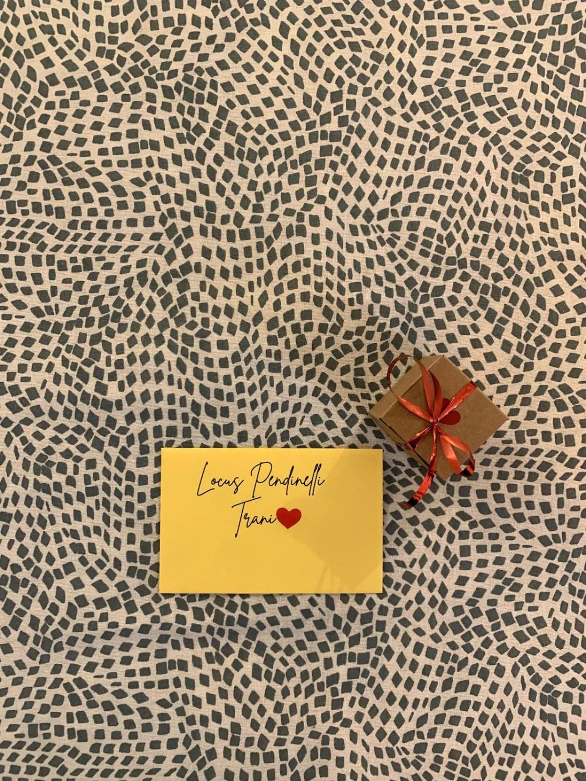 Text overlay in Locus Pendinelli Trani