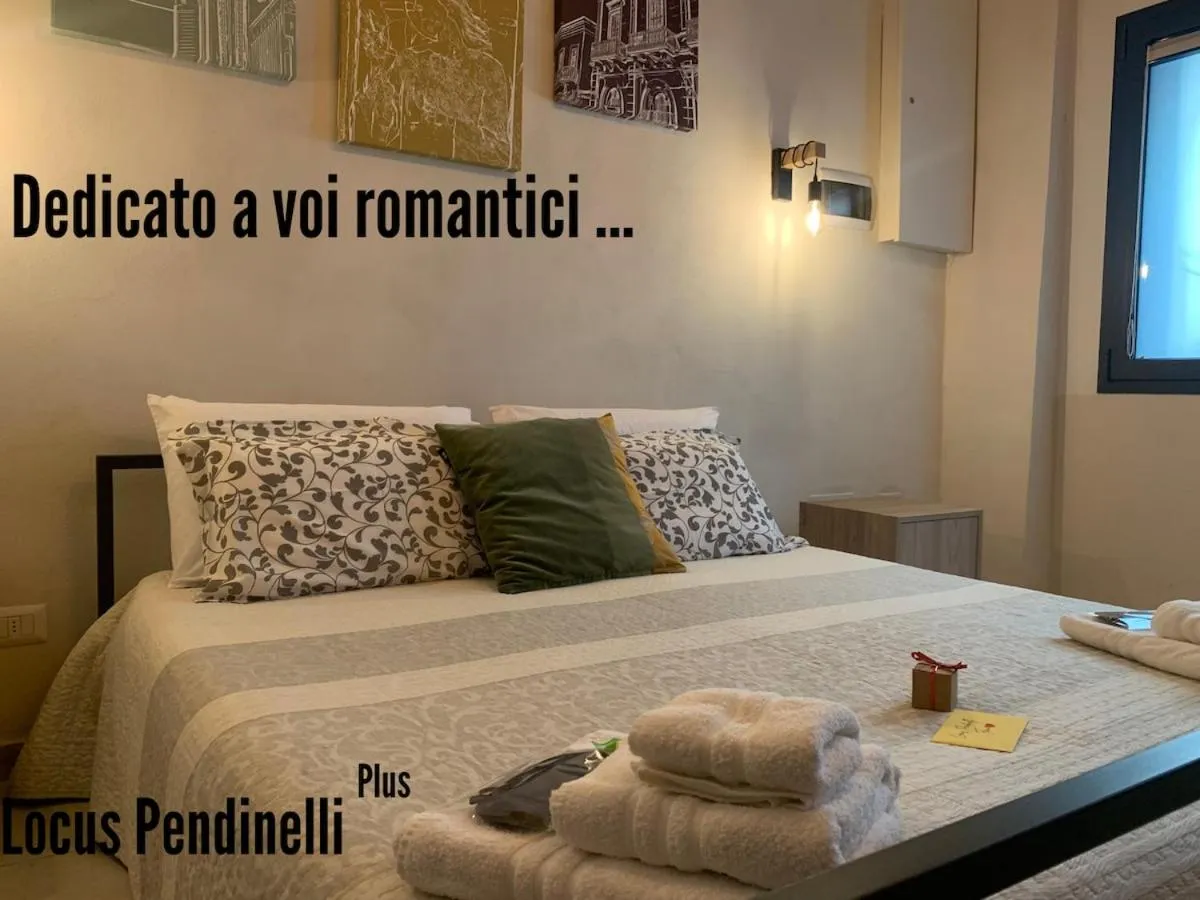 Photo of the whole room, Bed in Locus Pendinelli Trani