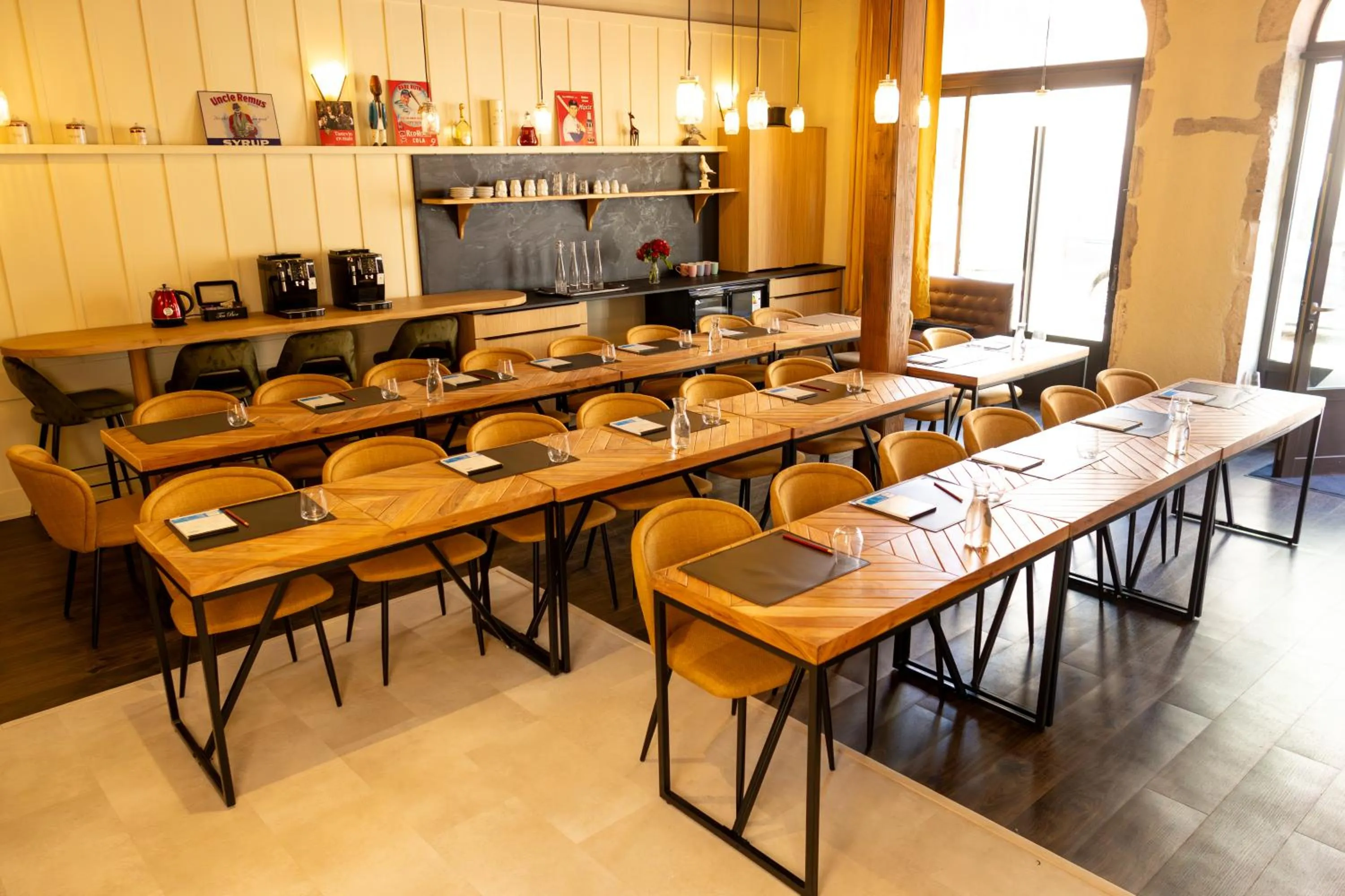 Meeting/conference room in Le Central Boutique Hôtel