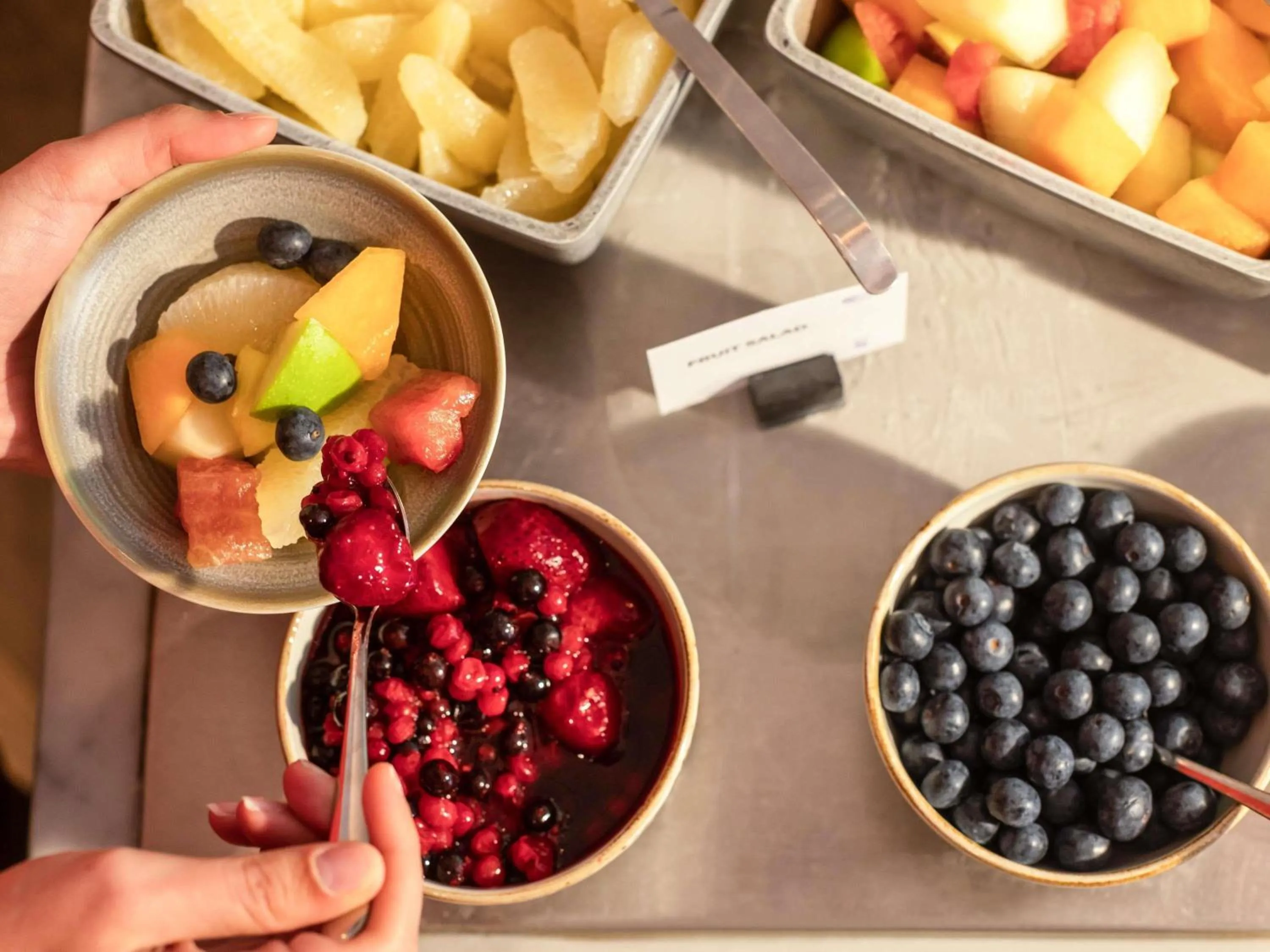 Breakfast in Novotel Bordeaux Lac