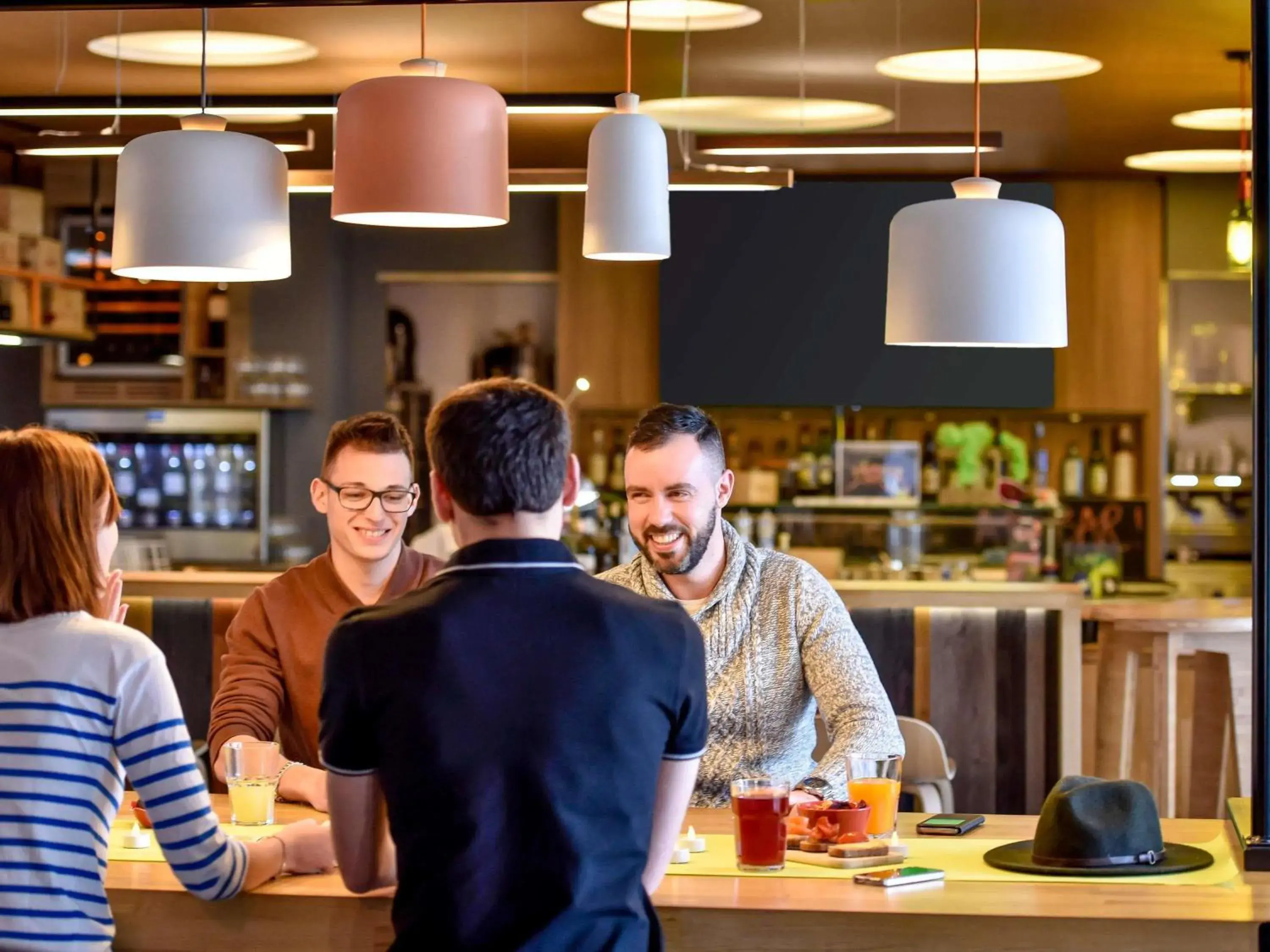 Restaurant/places to eat in Novotel Bordeaux Lac Restaurant/places to eat in Novotel Bordeaux Lac