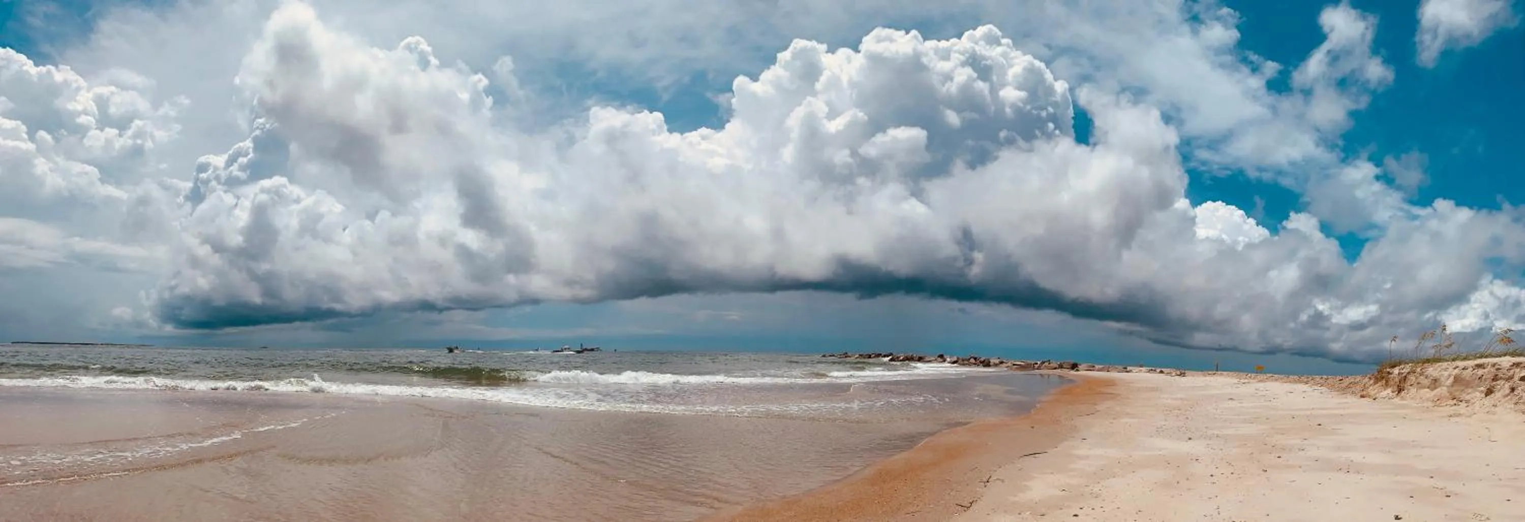 Beach in Inn on Turner