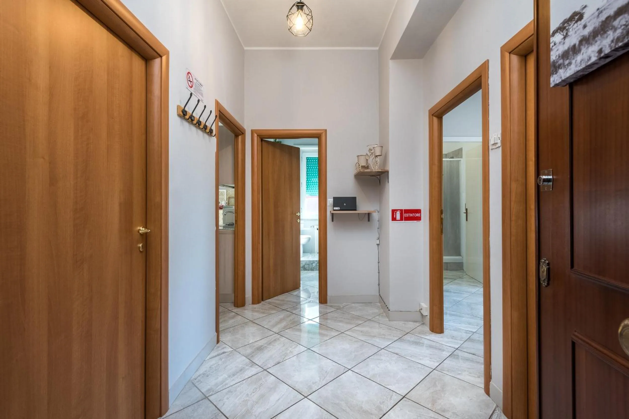 Travelershome Ciampino Rooms