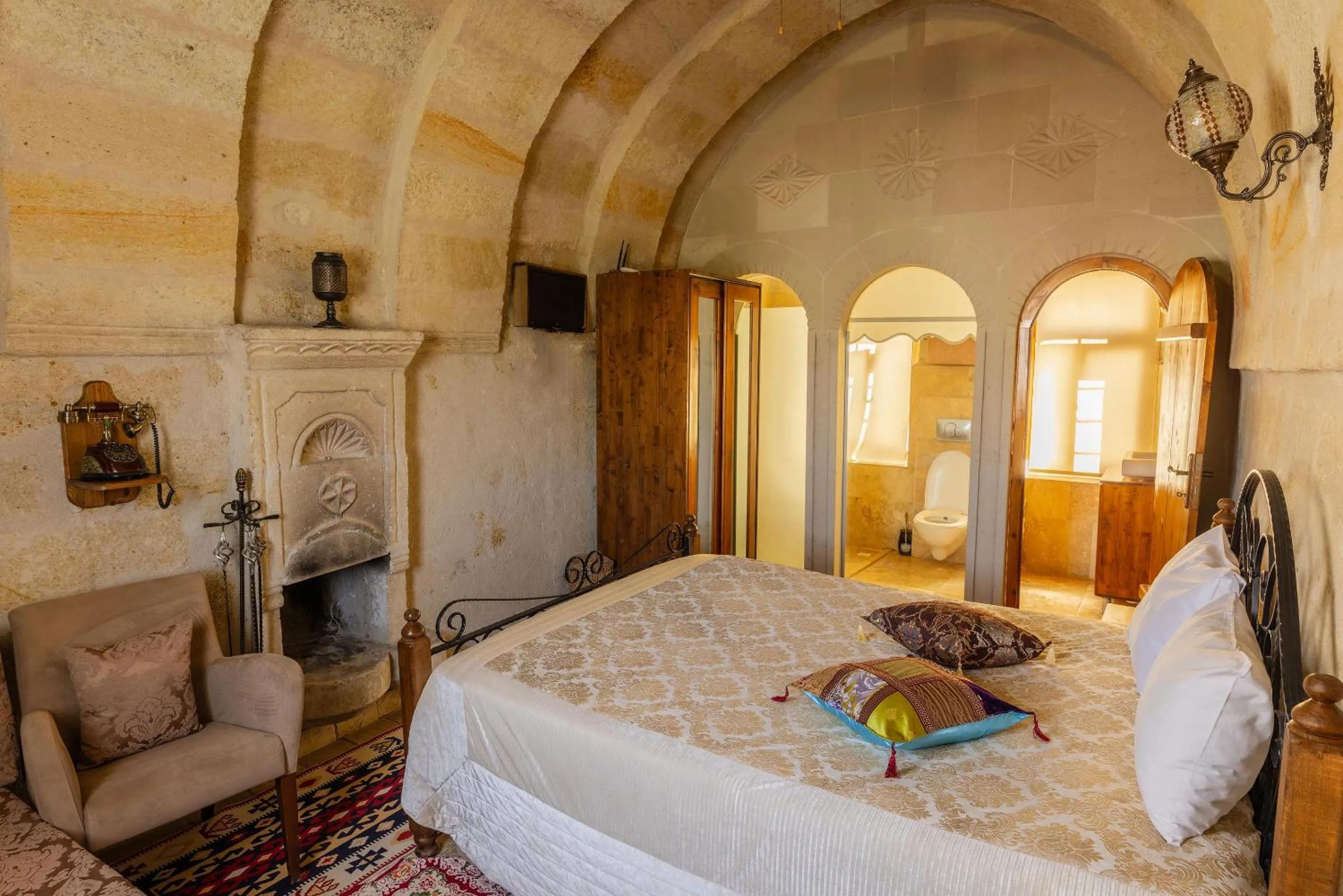 Bed in Lovely Cappadocia Hotel