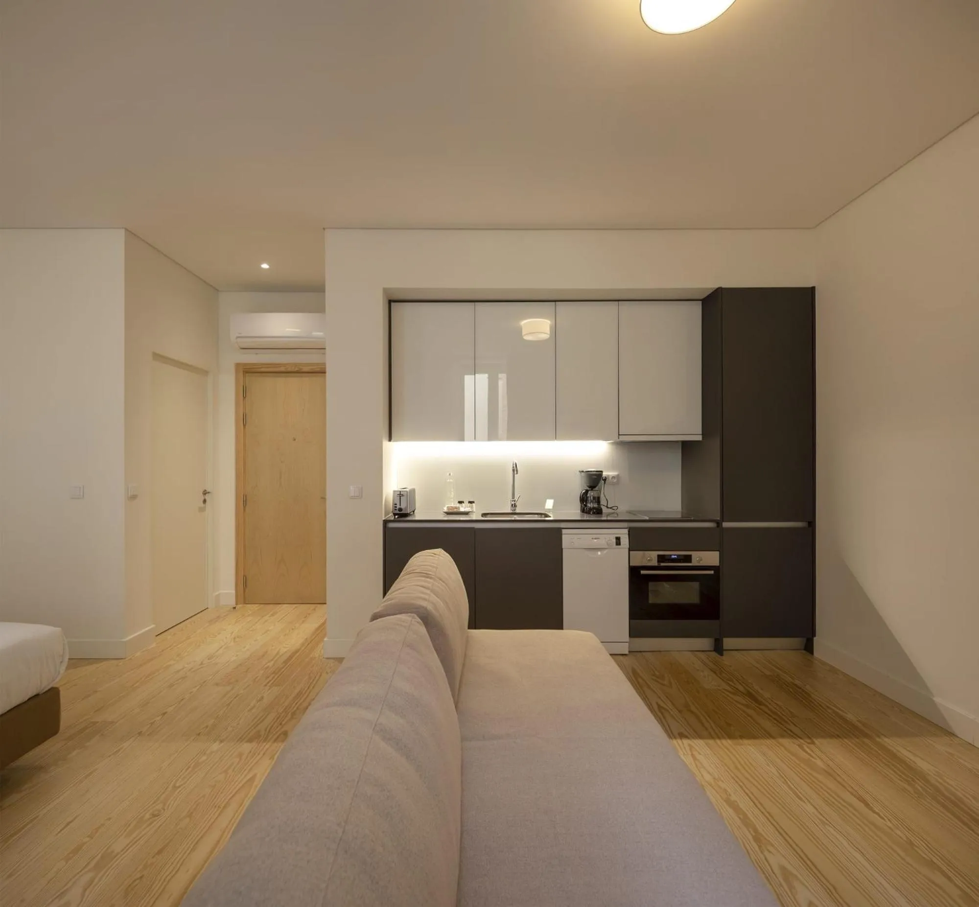 Kitchen or kitchenette in Lisbon Serviced Apartments - Santos