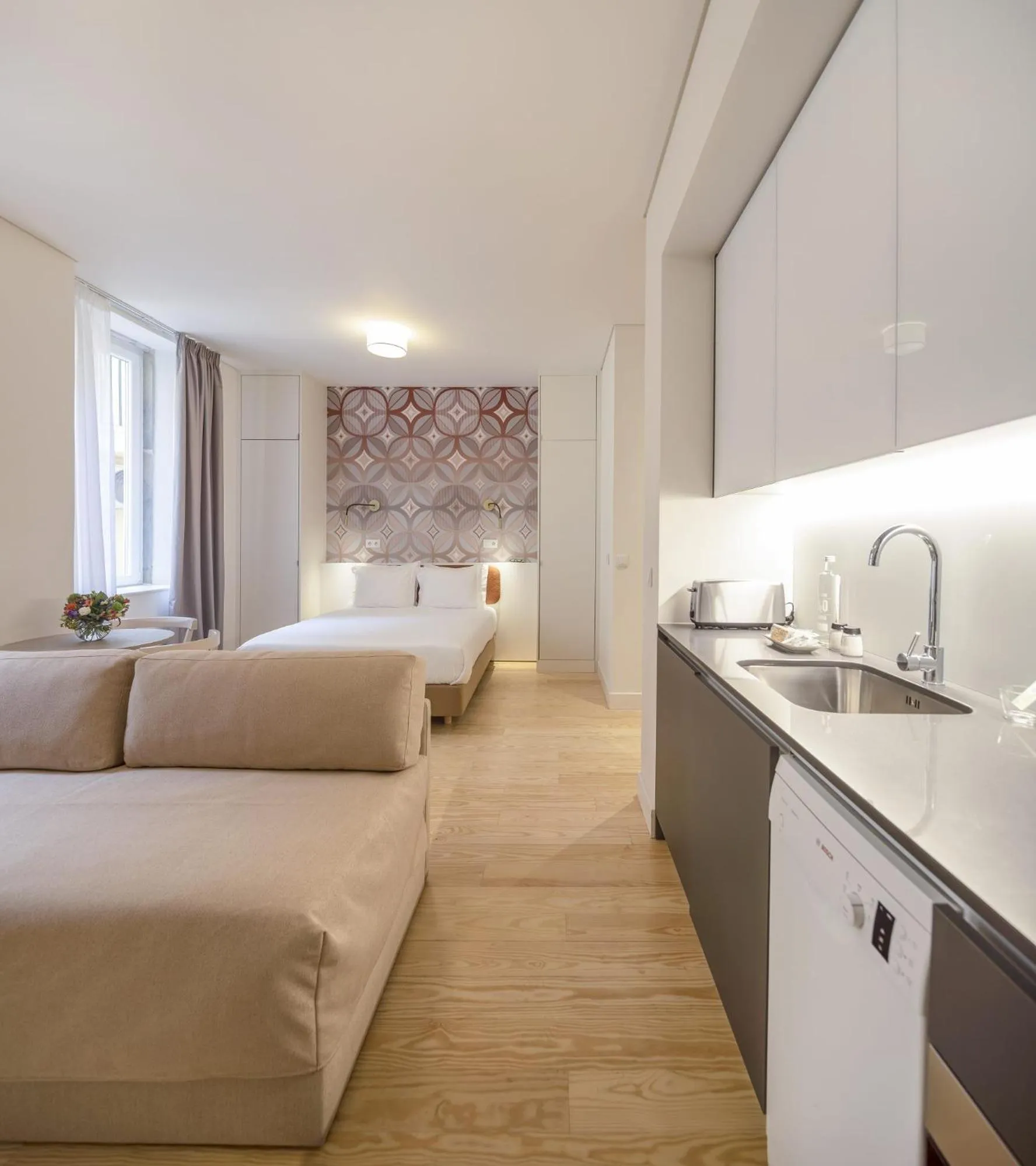 Bedroom, Bed in Lisbon Serviced Apartments - Santos