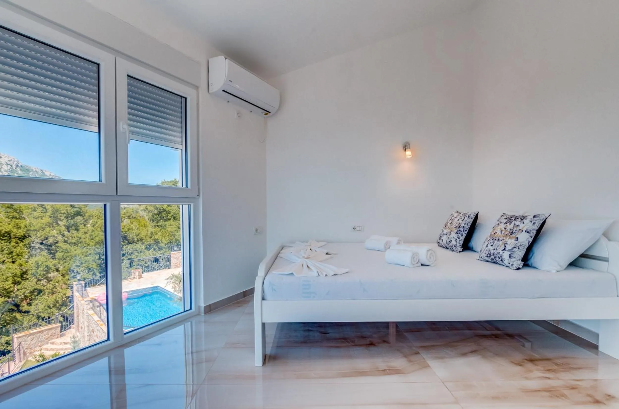 Bed in Dolaca Villas