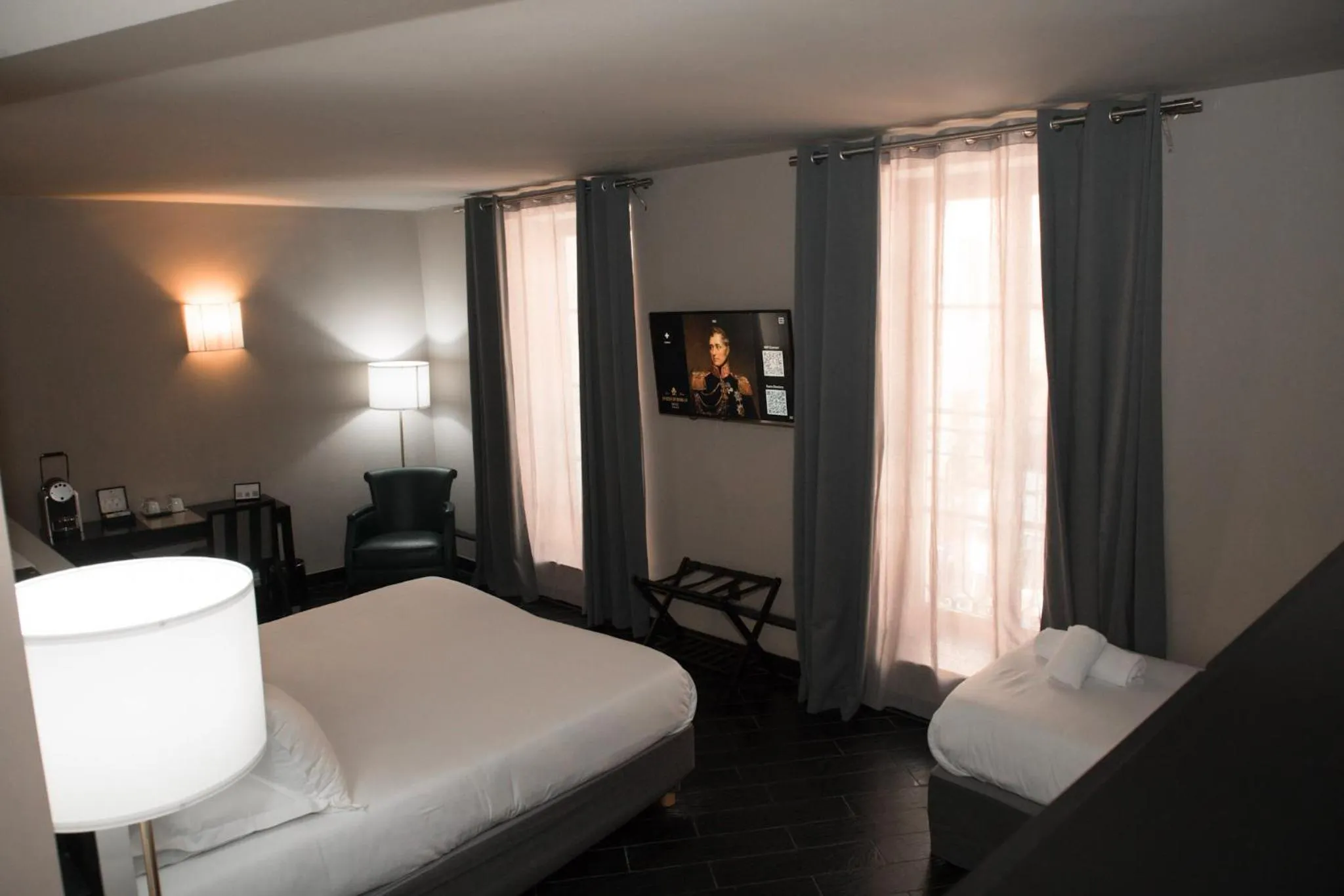 Bed in Hotel POZZO DI BORGO