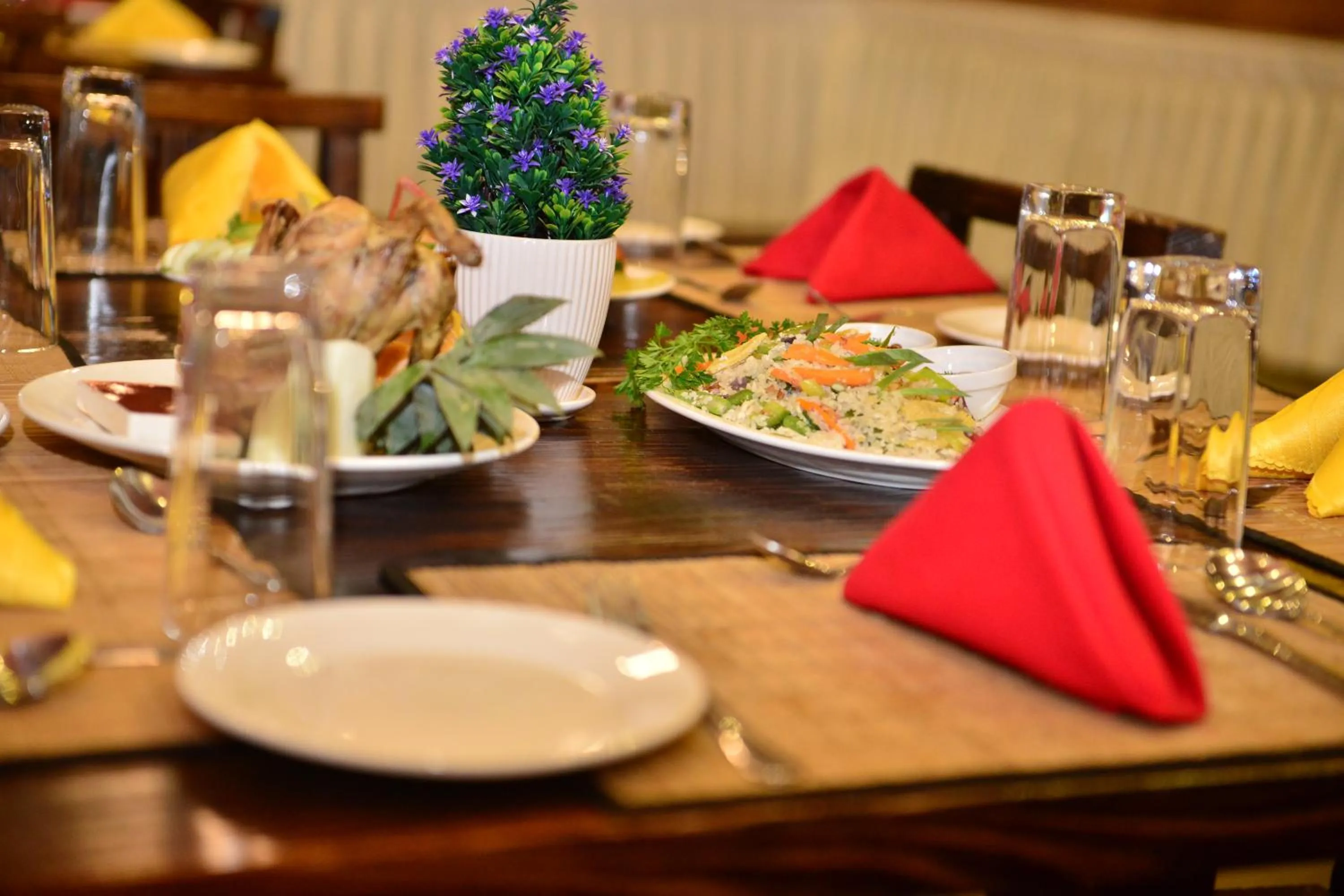 Restaurant/places to eat in Agbo Hotel