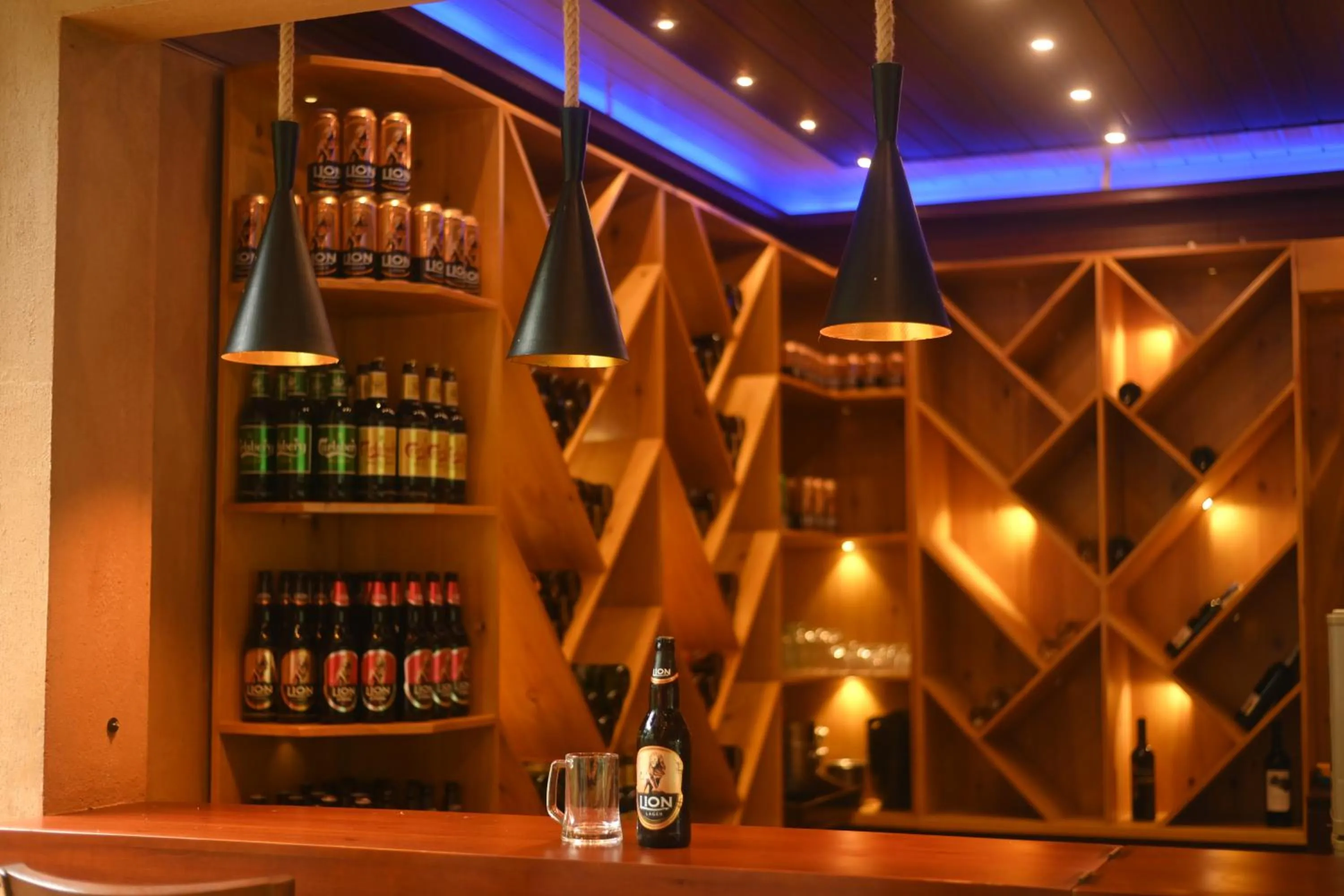 Nightclub / DJ in Agbo Hotel