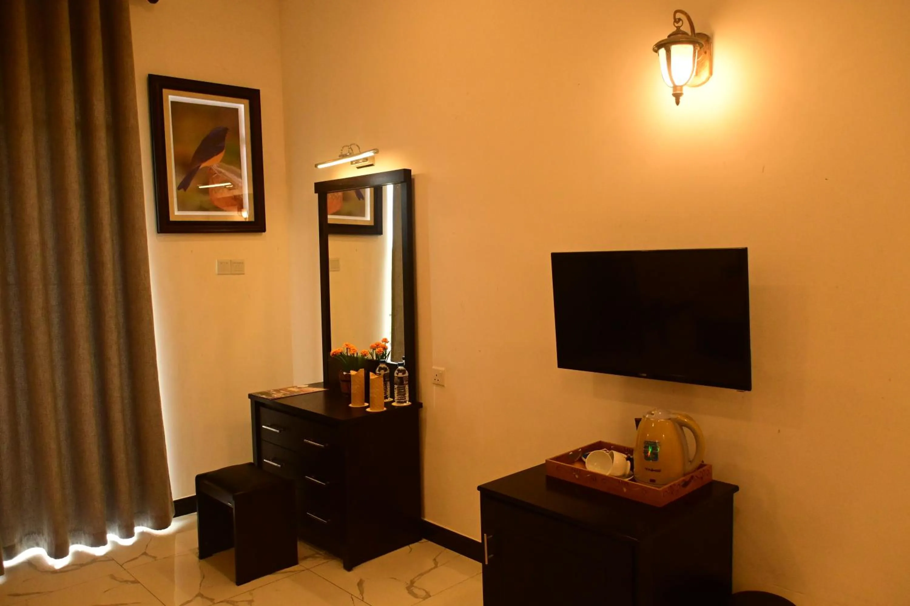 TV and multimedia in Agbo Hotel