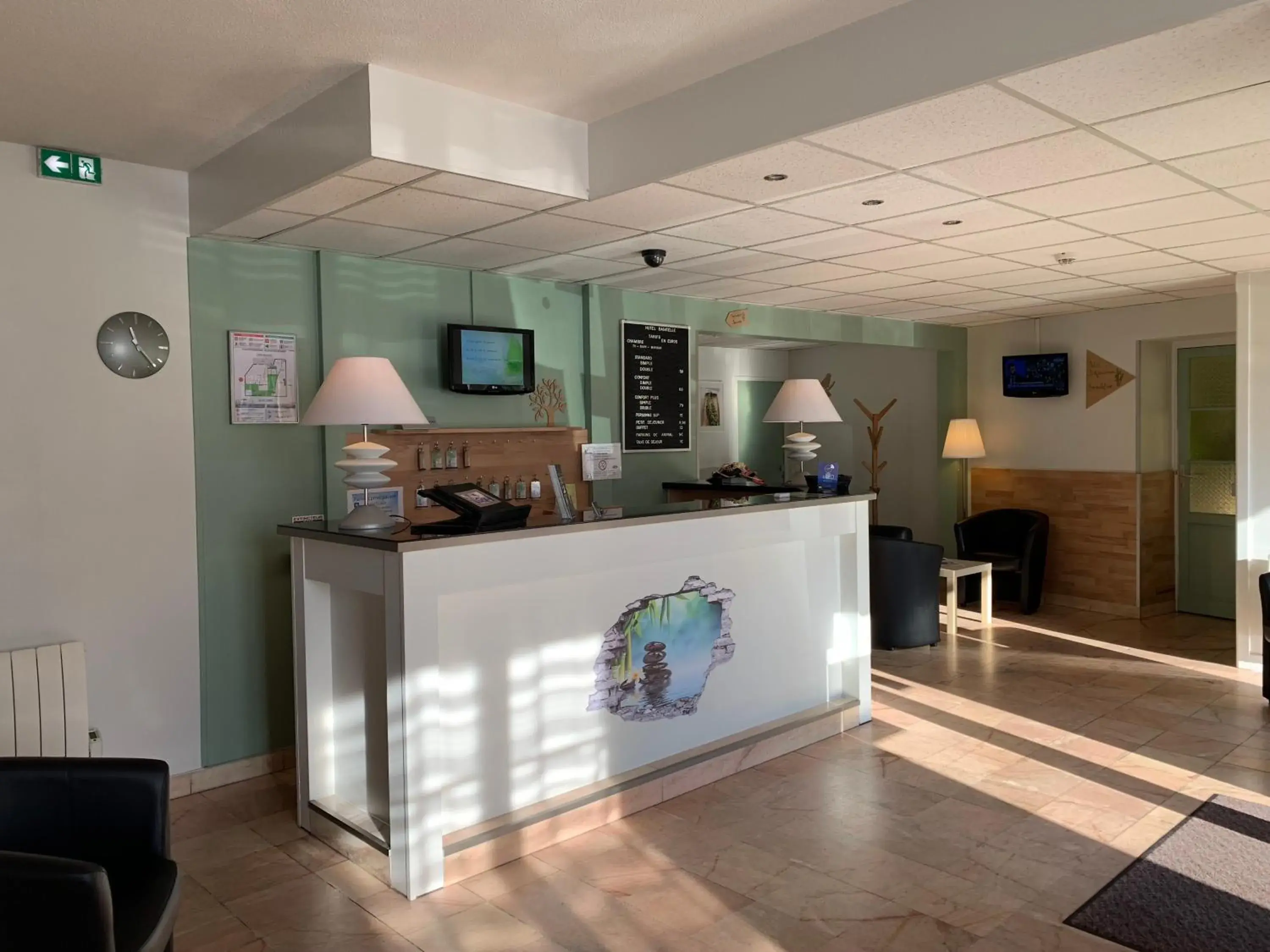 Lobby or reception in Hôtel Bagatelle Lobby or reception in Hôtel Bagatelle