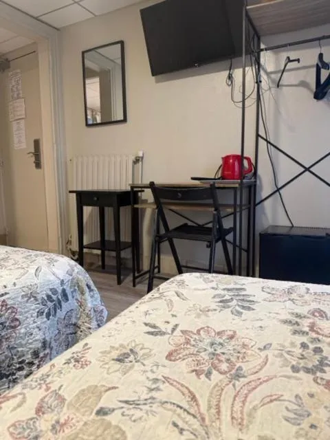 Bed in Hôtel Jarry Confort