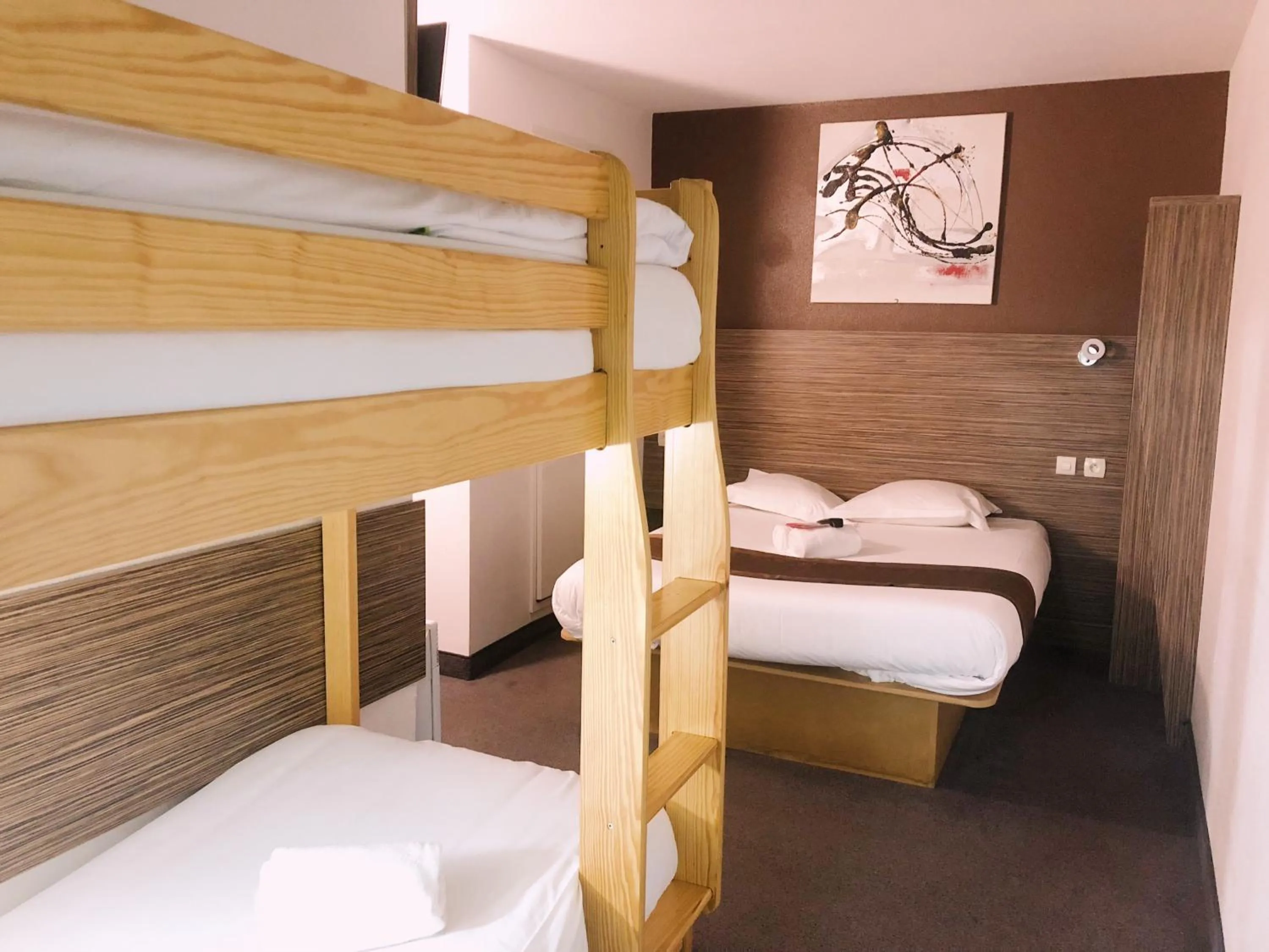 Bed in Fasthotel Lens Noyelles Godault