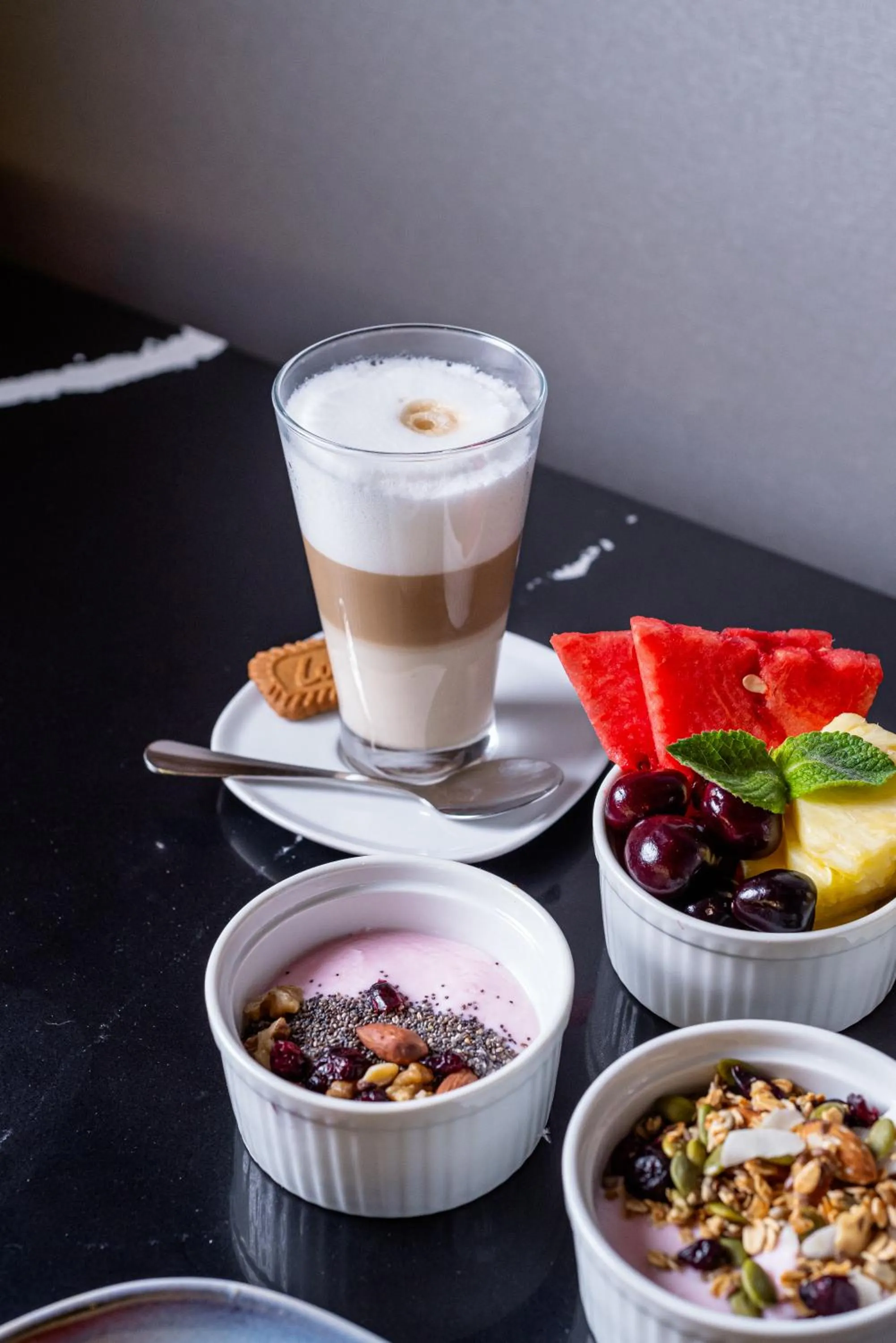 Restaurant/places to eat in Ola Santiago Providencia, Tapestry Collection by Hilton