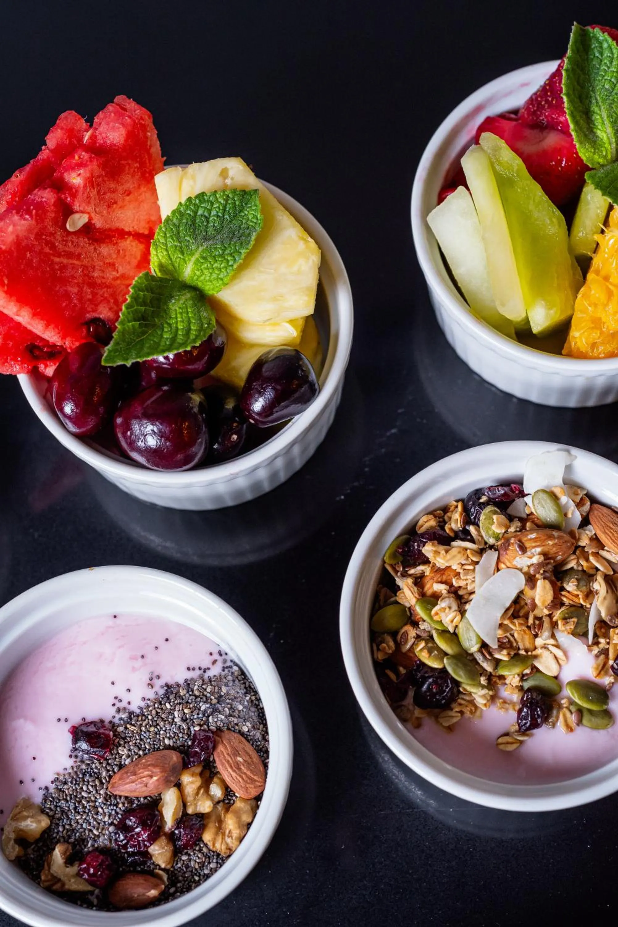 Restaurant/places to eat in Ola Santiago Providencia, Tapestry Collection by Hilton