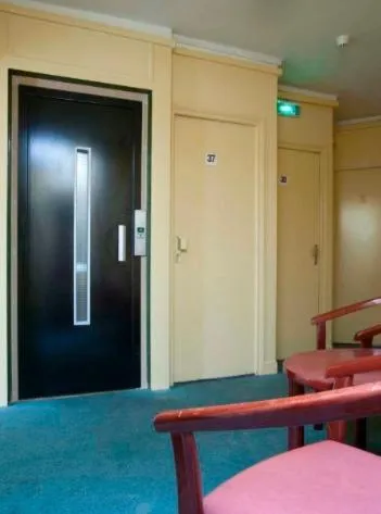 Decorative detail in Avenir Hotel Montmartre