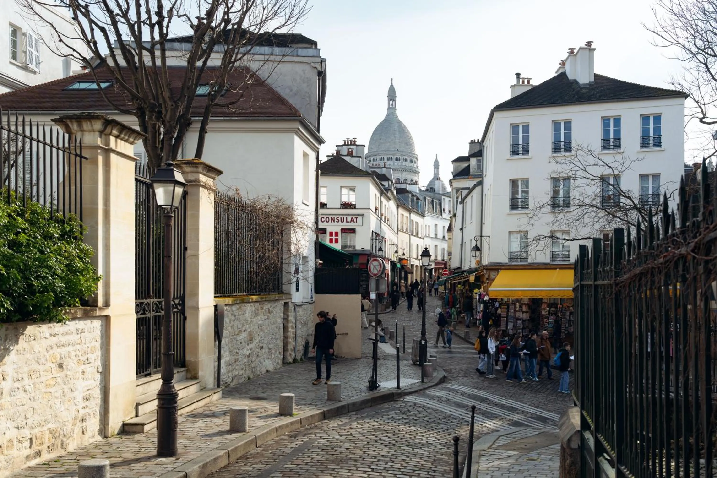 Neighbourhood in Hôtel Regyn's Montmartre