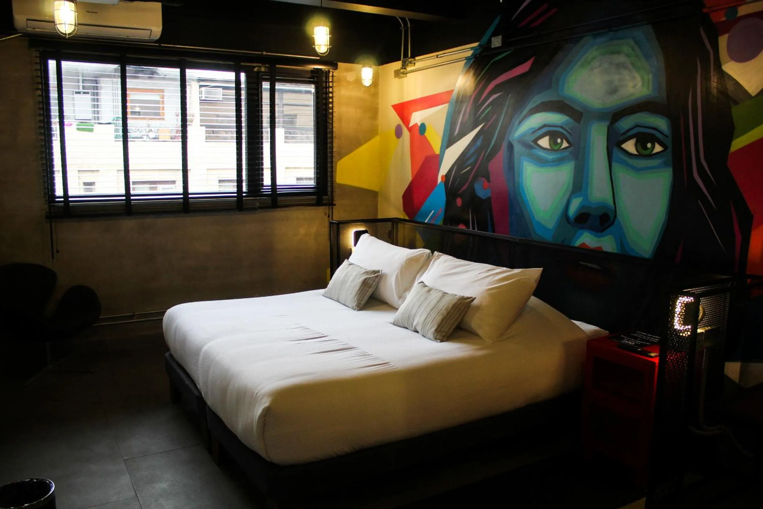 Bed in LOFT Hotel by Sommelier Hoteles