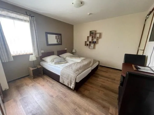 Bed in Hotel Kreutzer