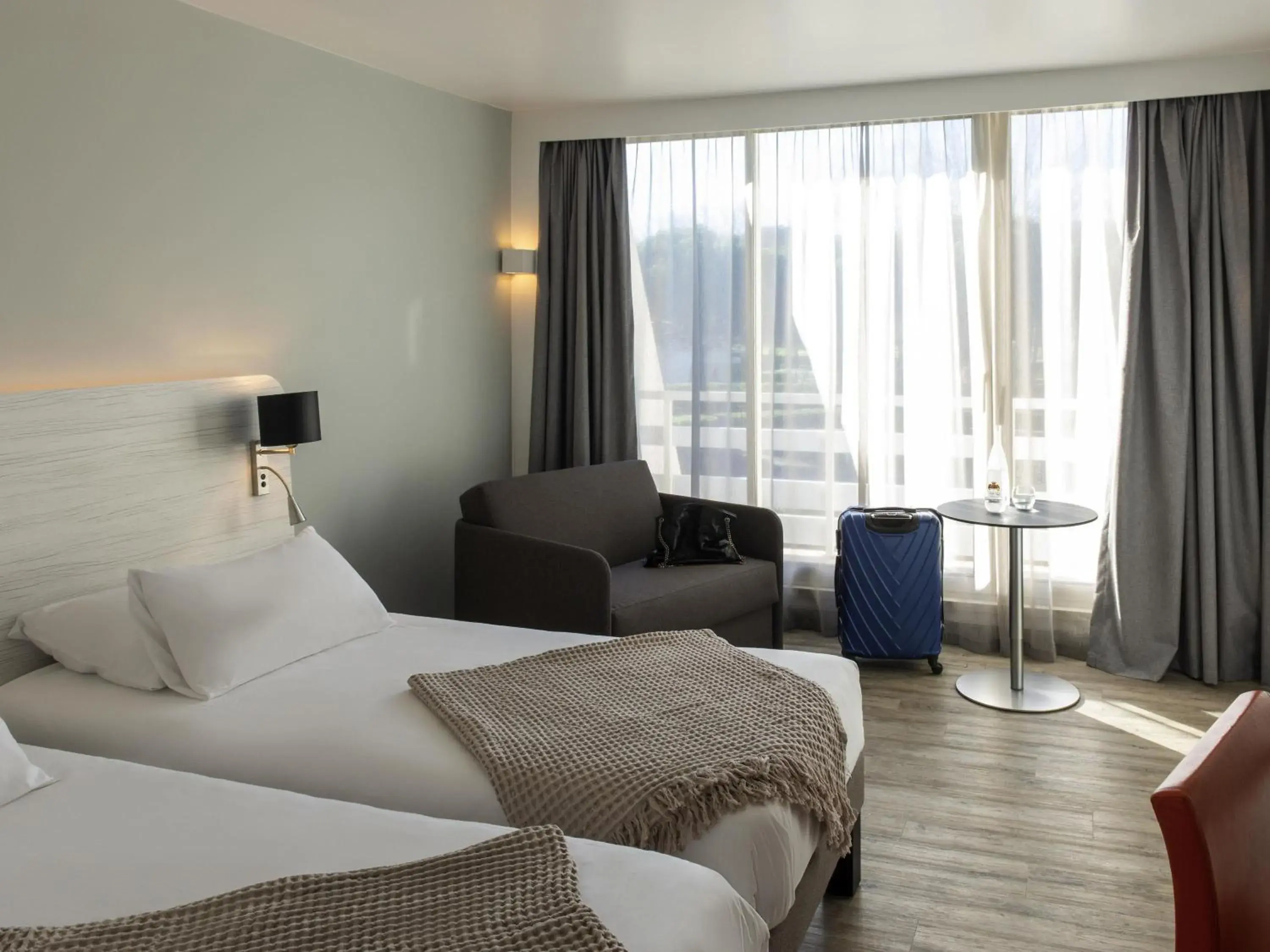 Classic Double Room and Sofa Bed in Novotel La Grande Motte Golf Classic Double Room and Sofa Bed in Novotel La Grande Motte Golf