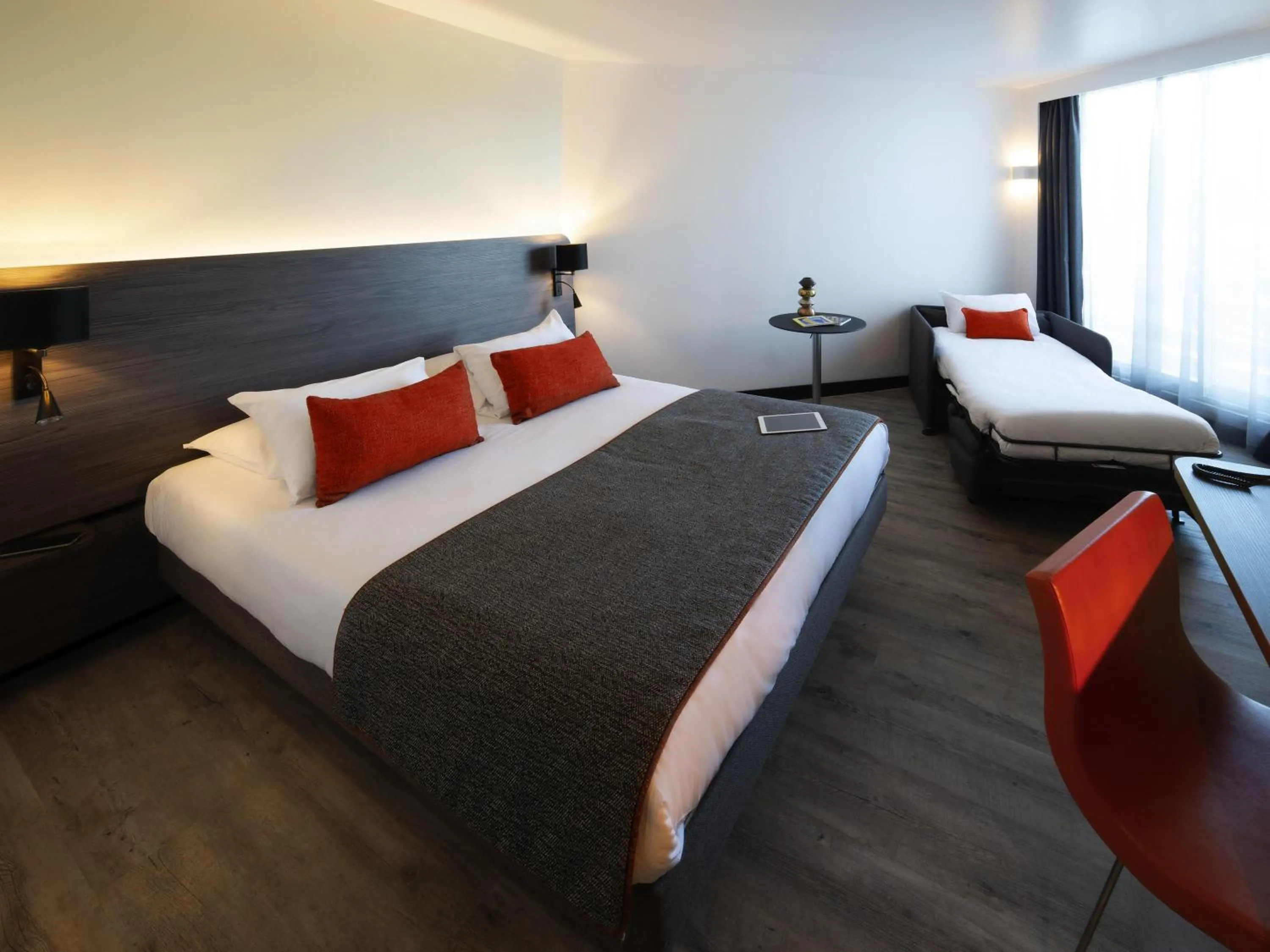 Bedroom, Bed in Novotel La Grande Motte Golf