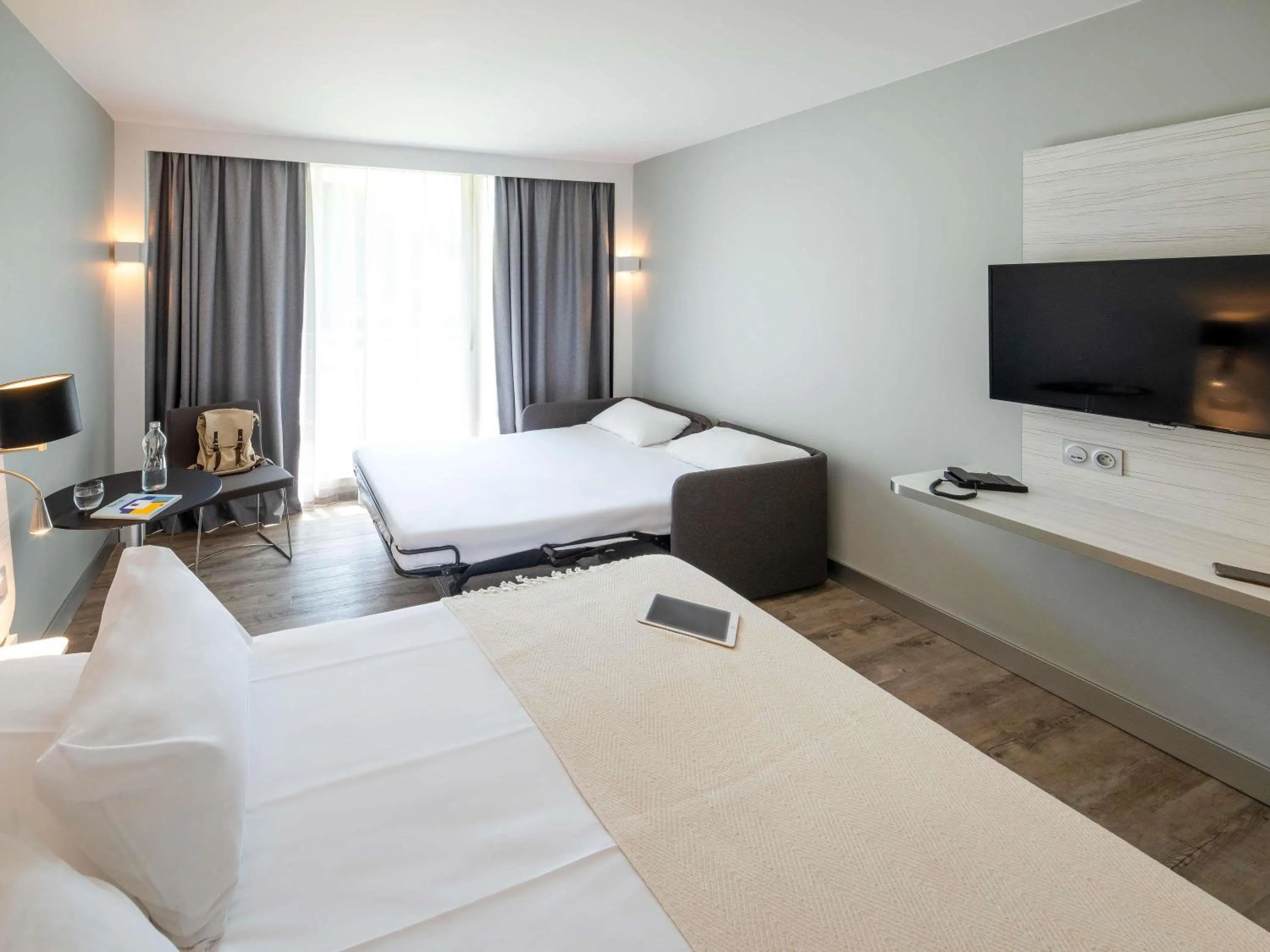 Bedroom, Bed in Novotel La Grande Motte Golf