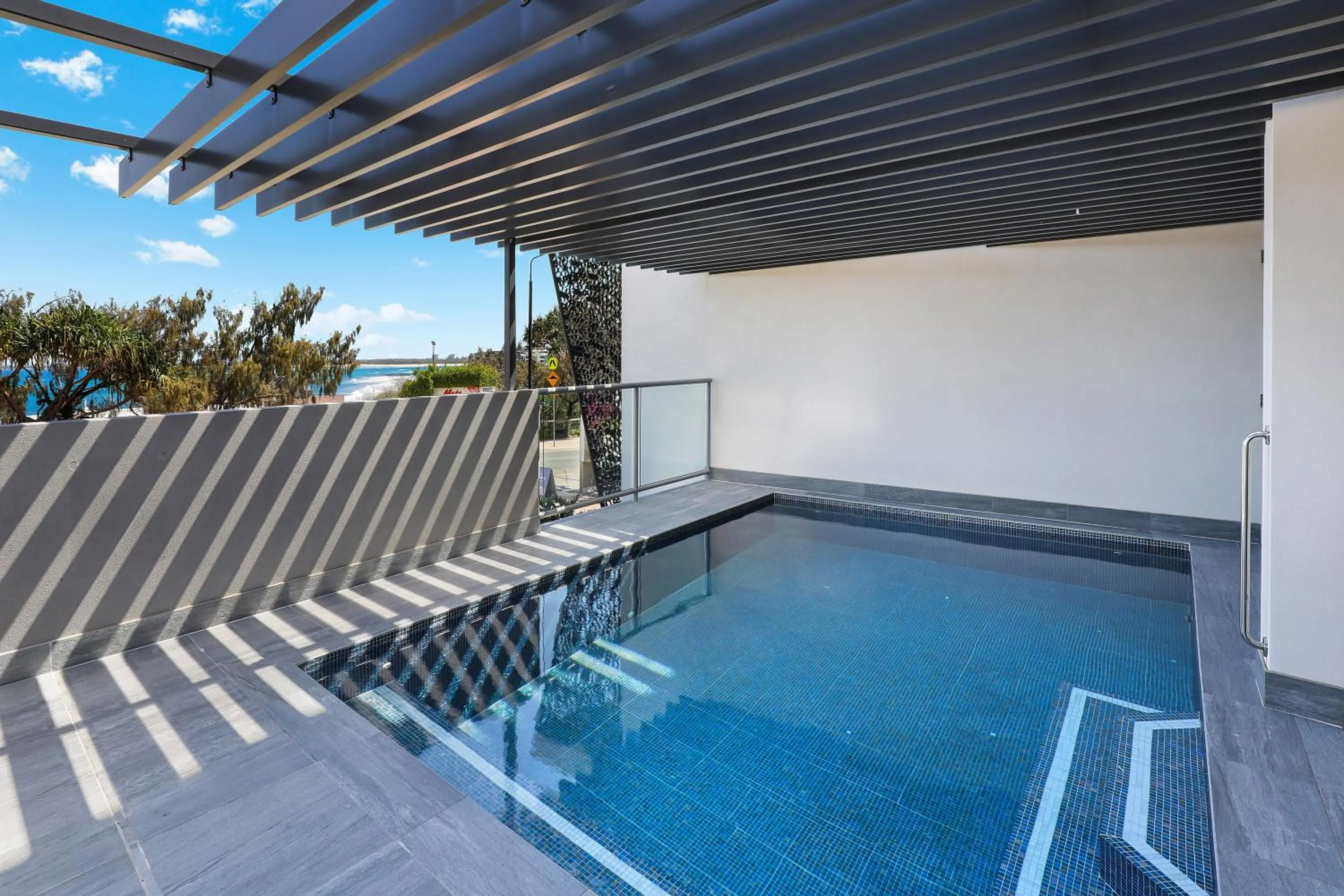Pool view in Kings Edge Holiday Apartments