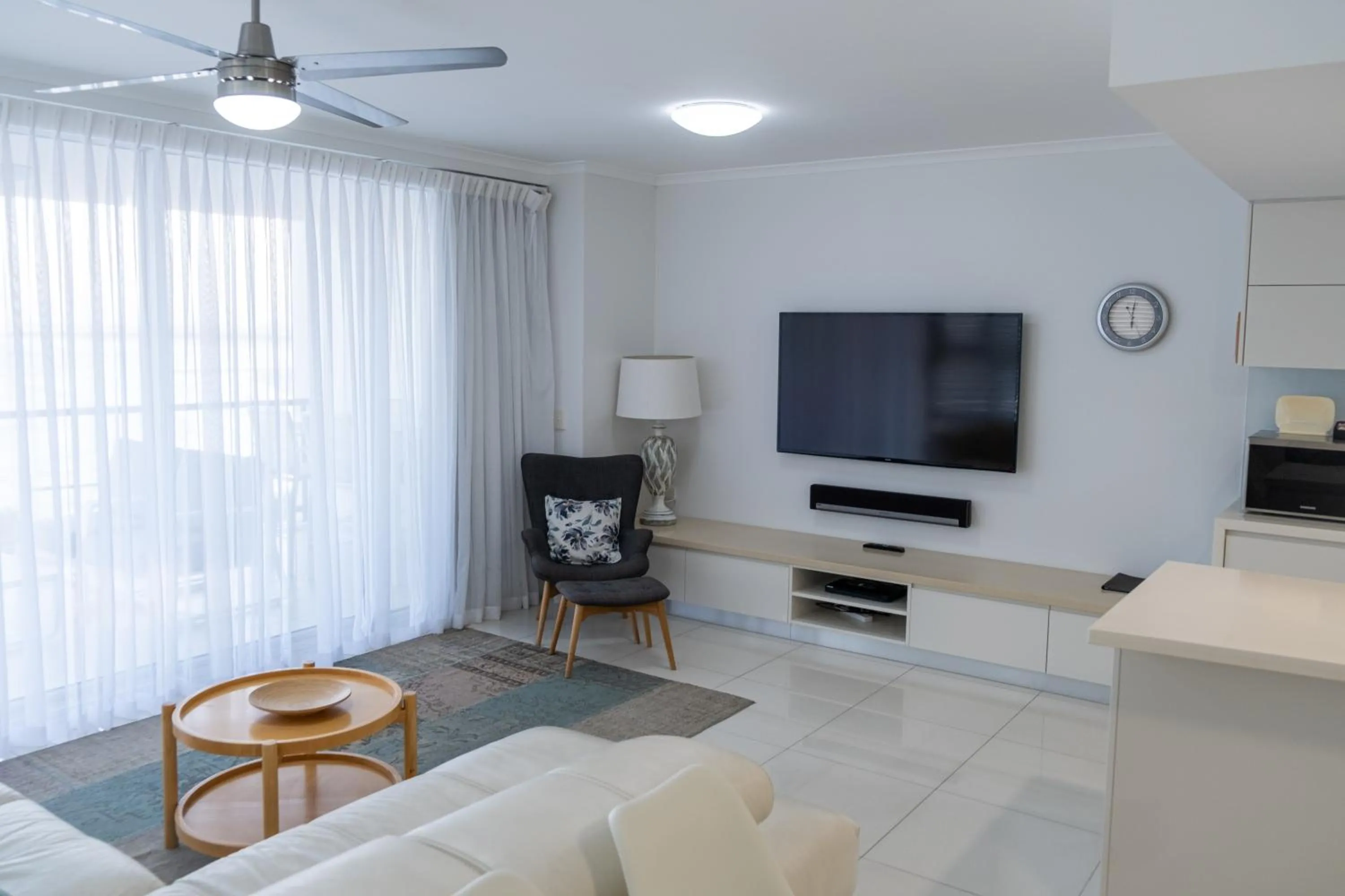 Living room in Kings Edge Holiday Apartments