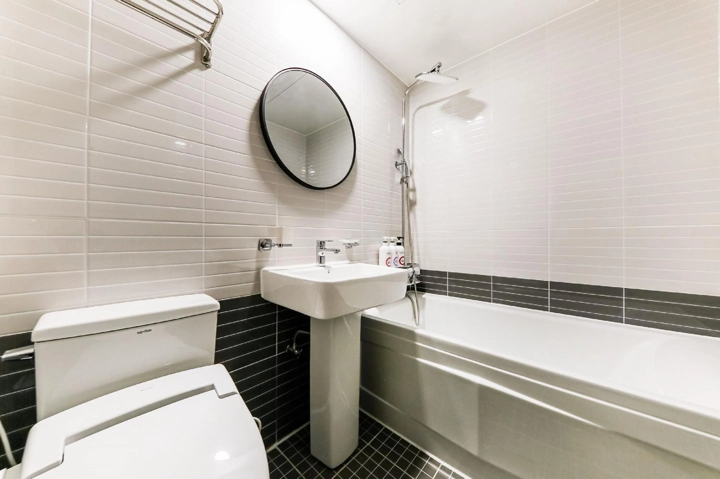 Bathroom in hotel box